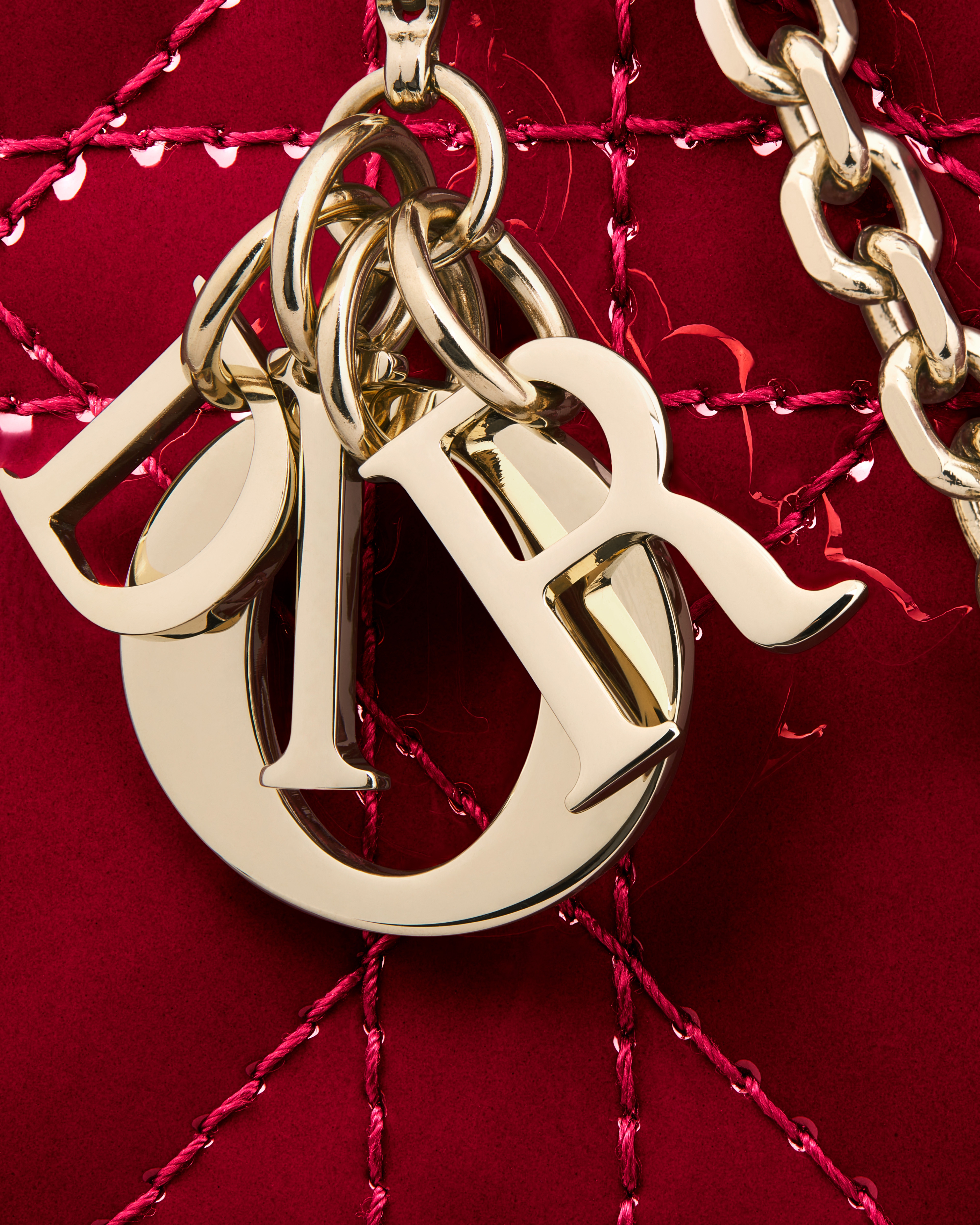 Portamóviles Lady Dior Call'in Dior Piel de becerro Cannage acharolada rojo cereza E09