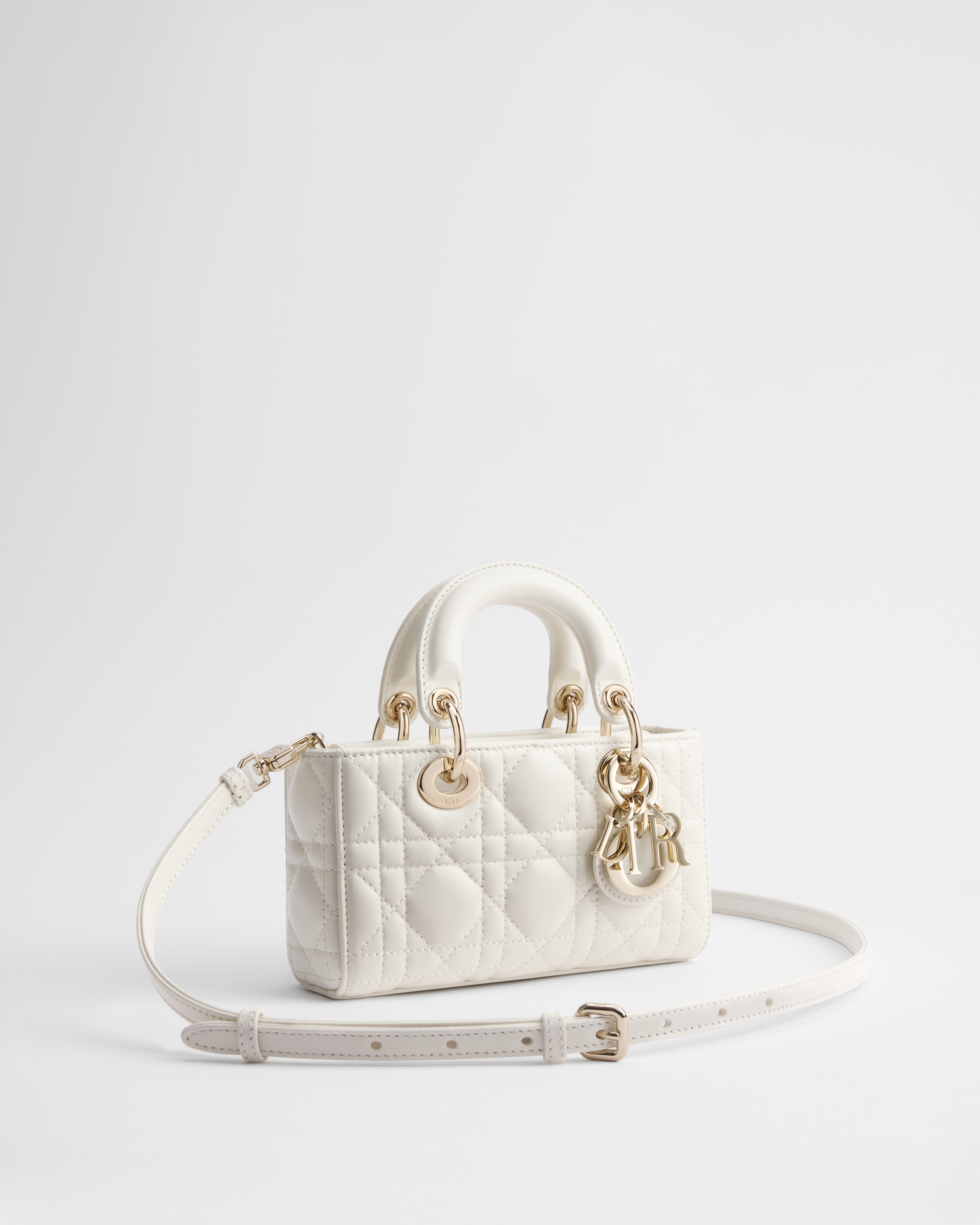 Lady D-Joy 微型包 奶白色 Cannage 籐格紋羊皮 E03