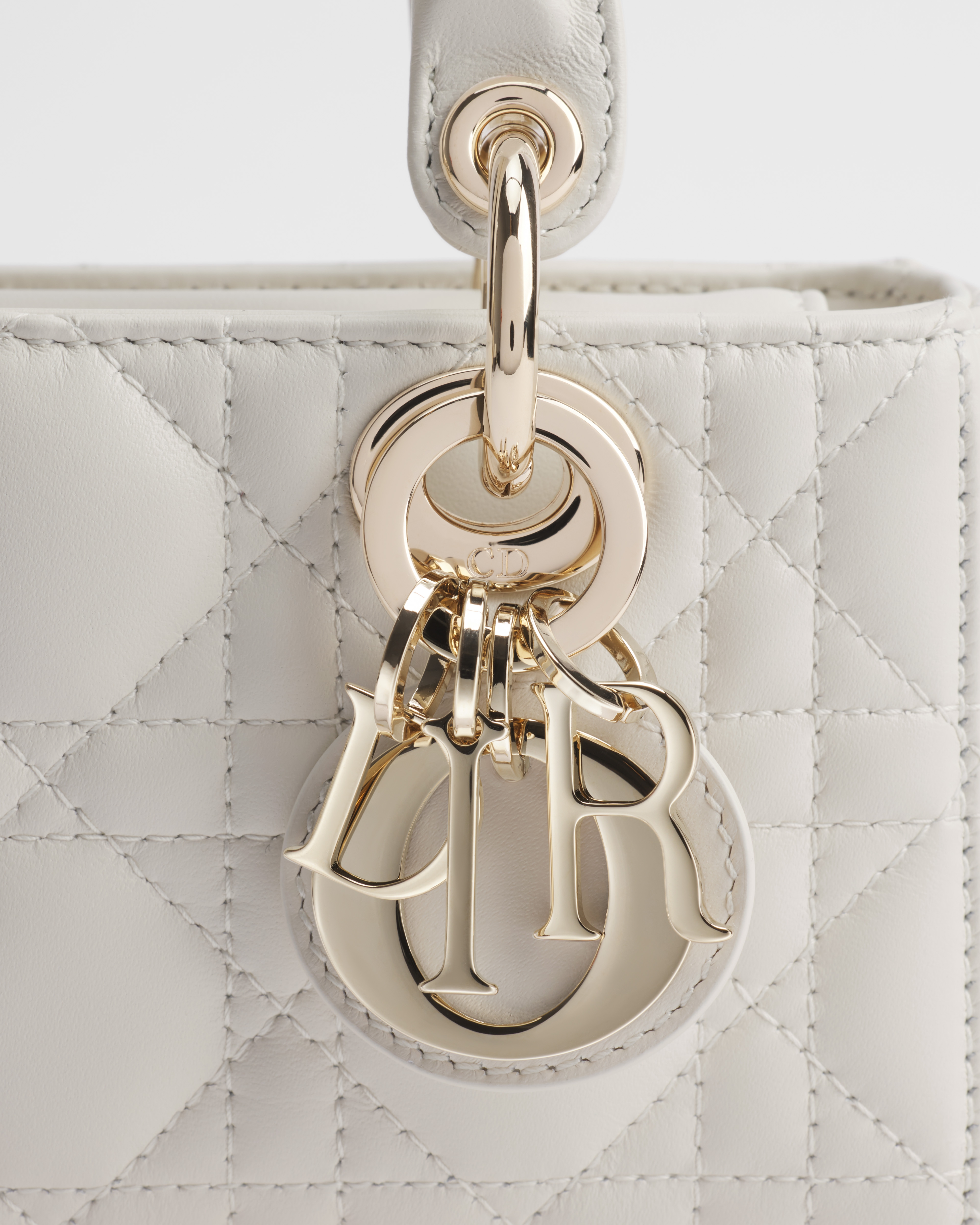 Lady D-Joy 微型手袋 奶白色 Cannage 藤格紋圖案羊皮 E09