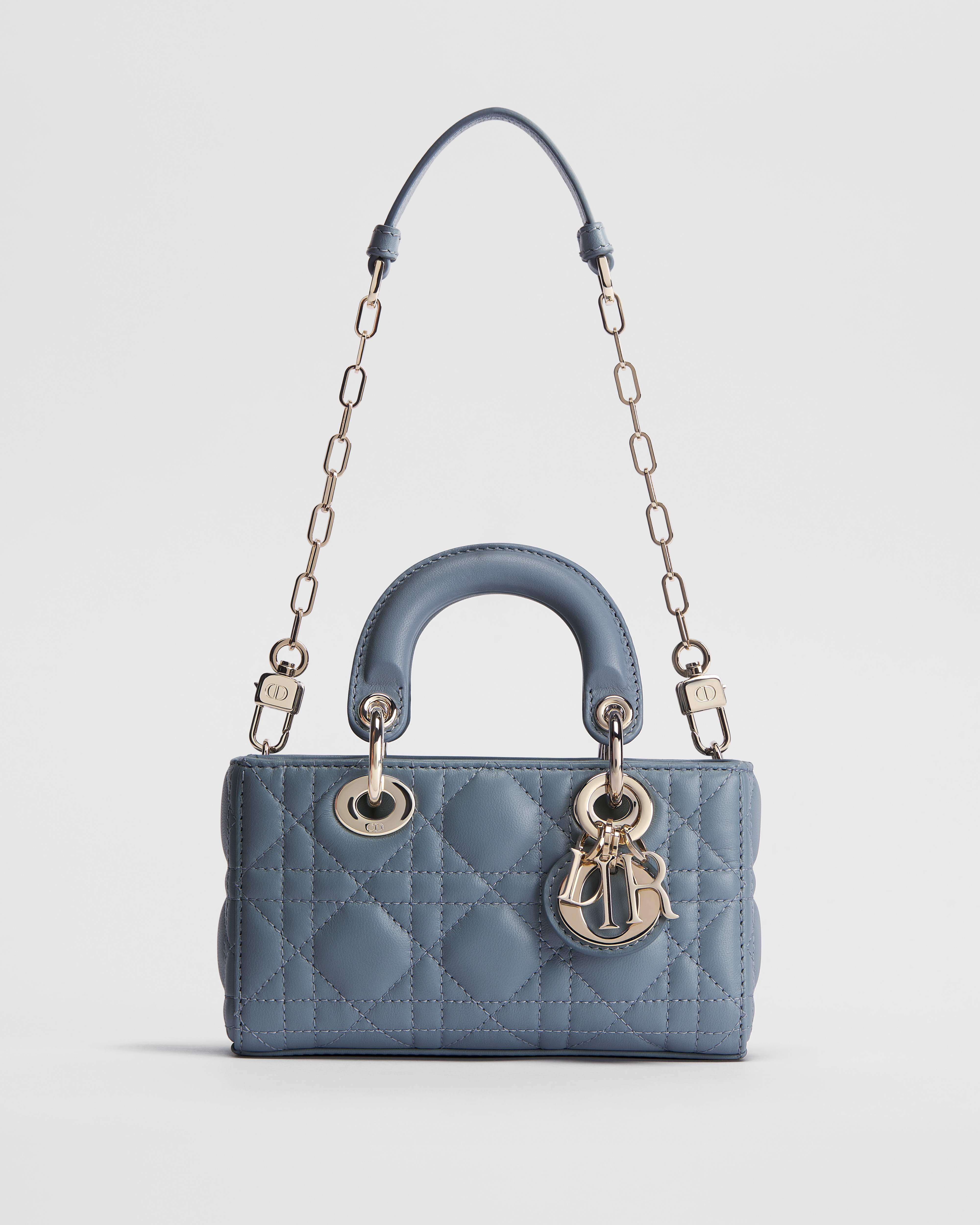 Micro sac Lady D-Joy Cuir d'agneau Cannage couleur cloud blue E07