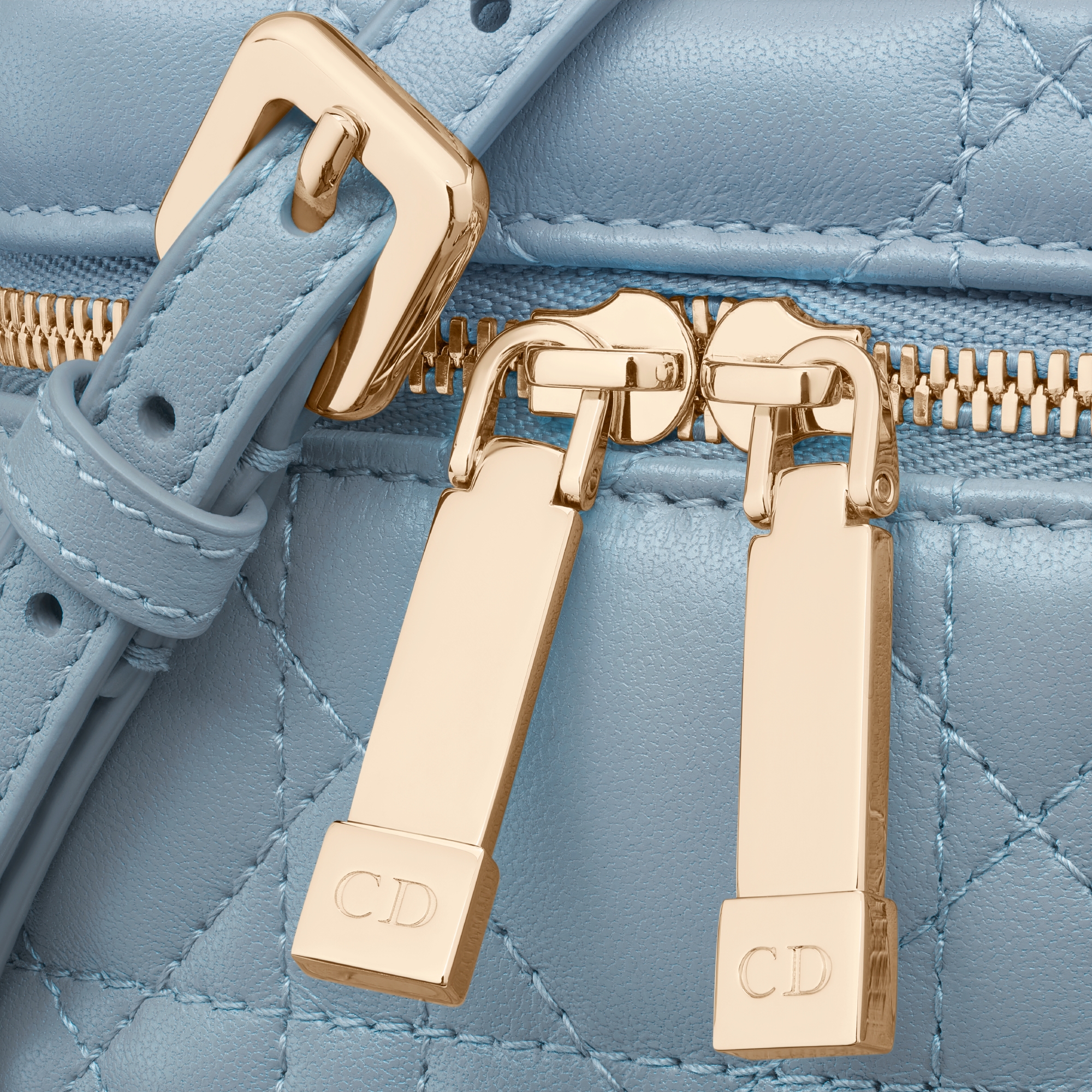 Lady Dior Micro Vanity Case Cloud Blue Cannage Lambskin E09