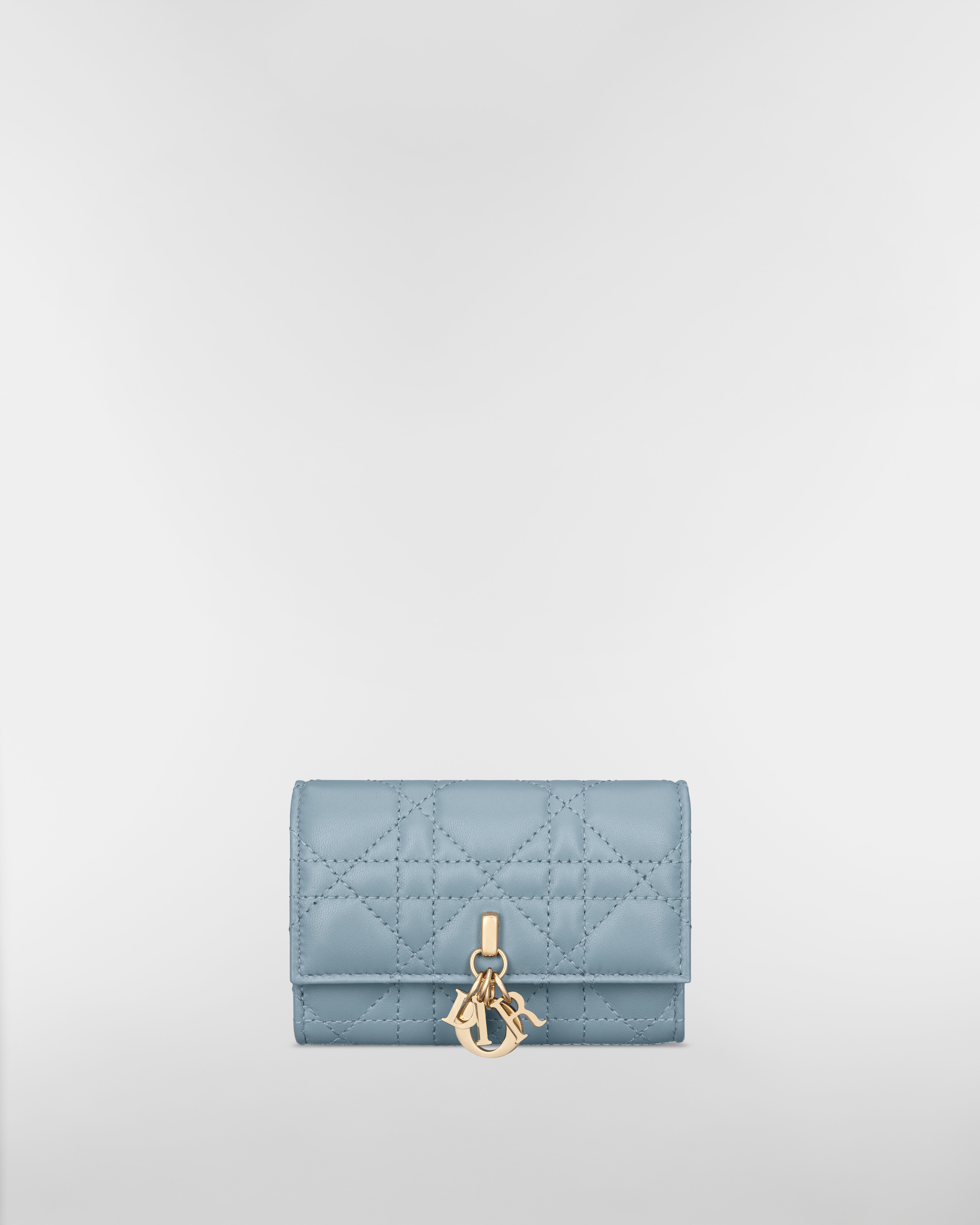 محفظة My Dior Glycine جلد الخروف مع نمط كاناج باللون الأزرق السحابي E01