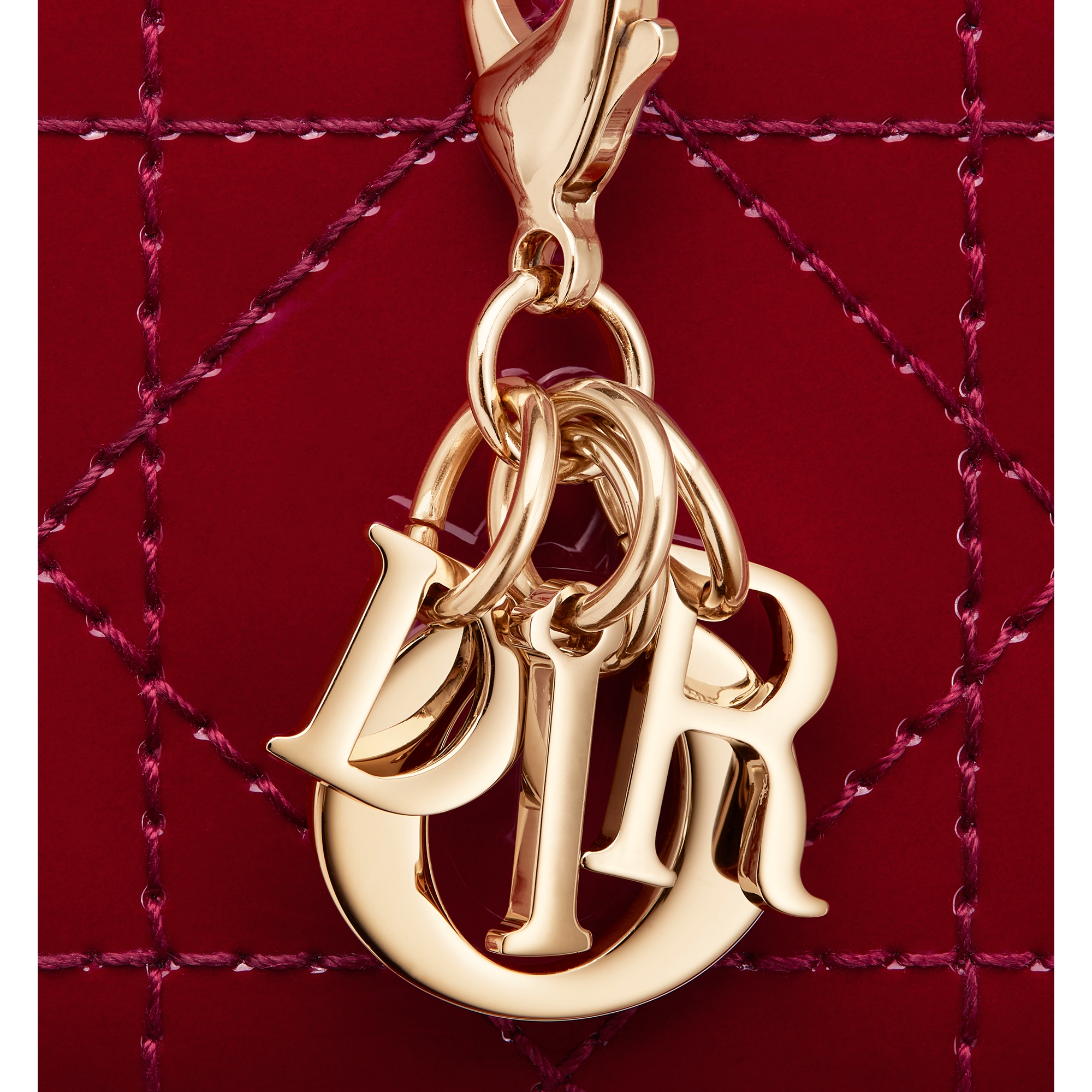 Lady Dior Freesia Card Holder Cherry Red Patent Cannage Calfskin E09