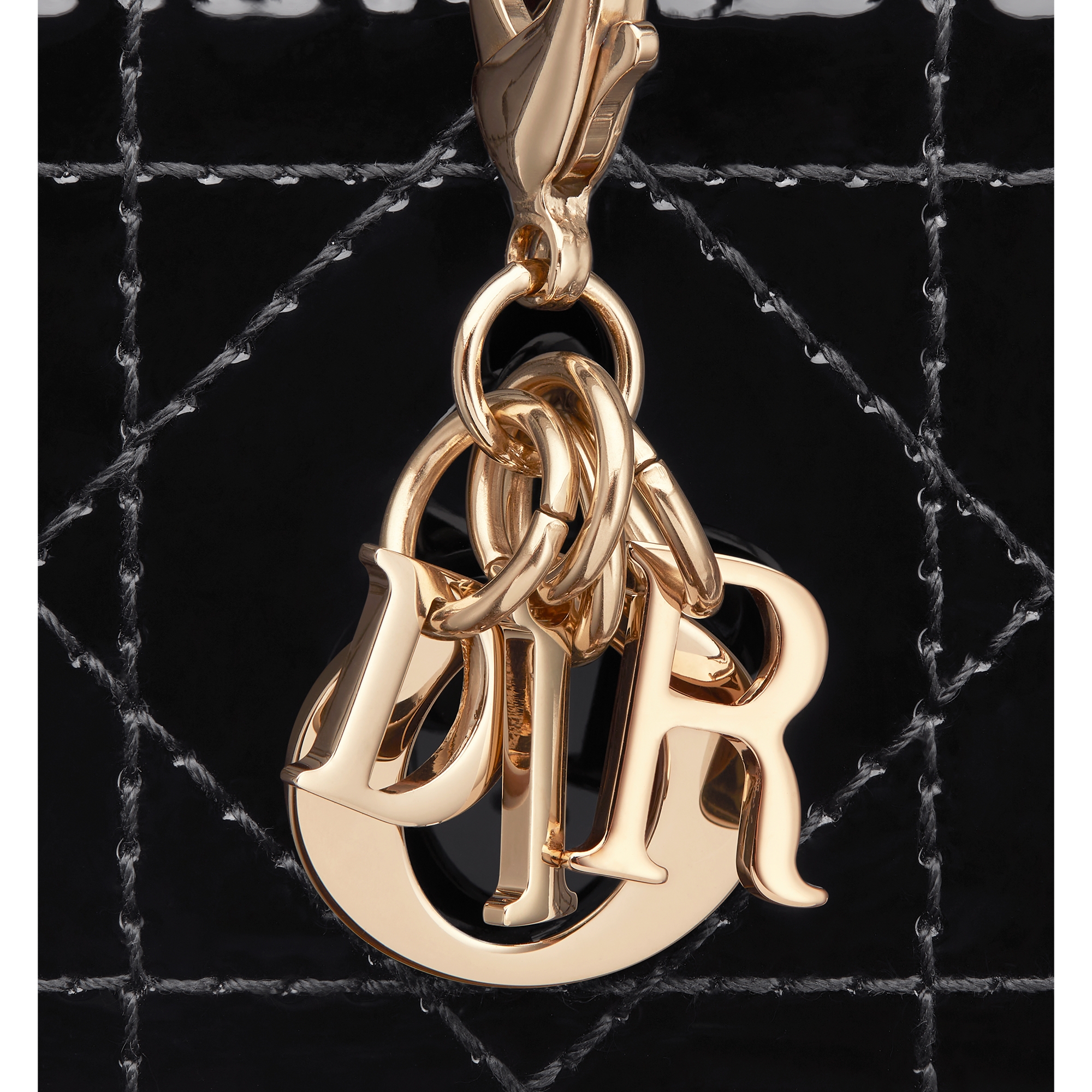 Lady Dior Freesia Card Holder Black Patent Cannage Calfskin E09