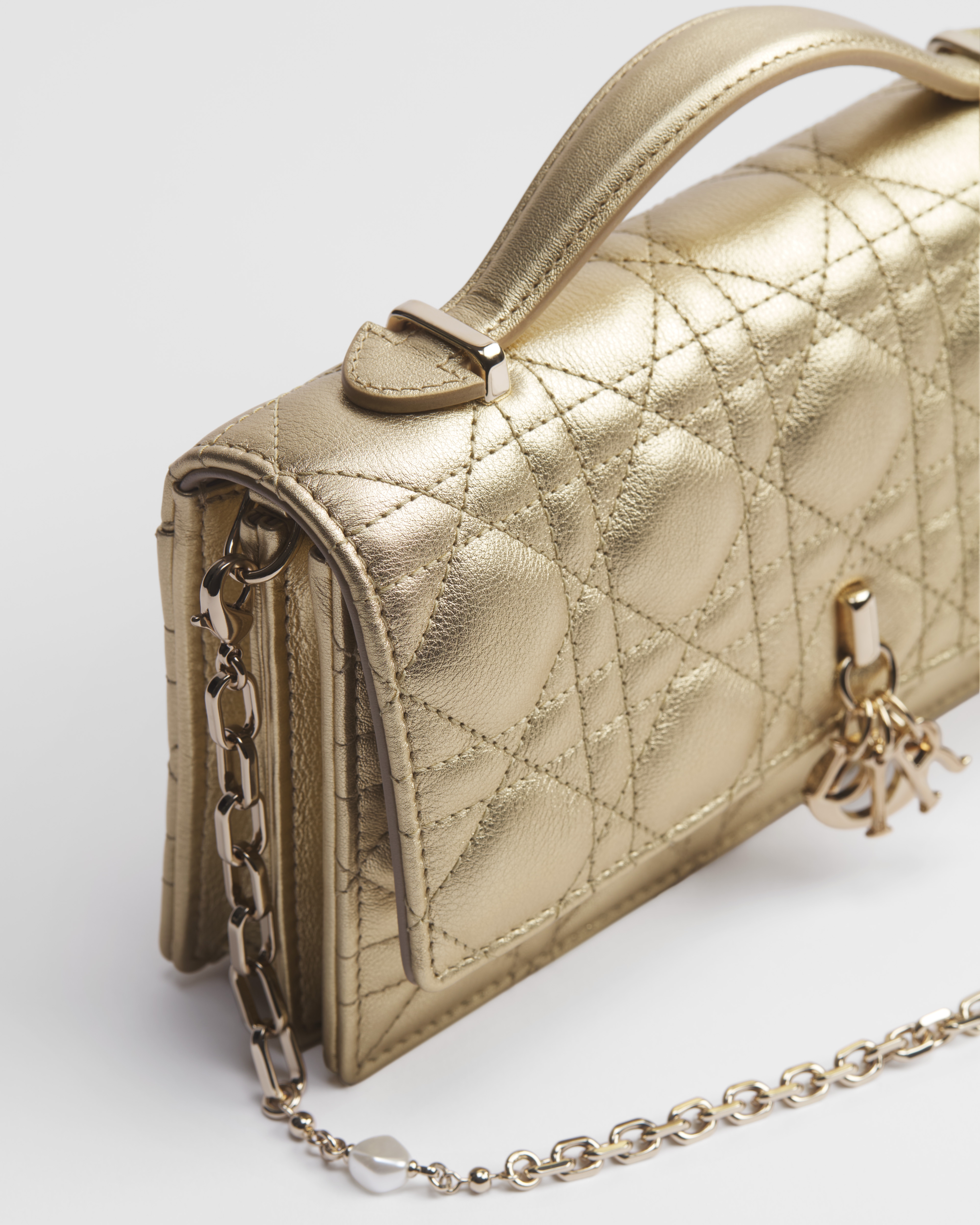 Mini sac My Dior Cuir de veau Cannage doré métallisé E09