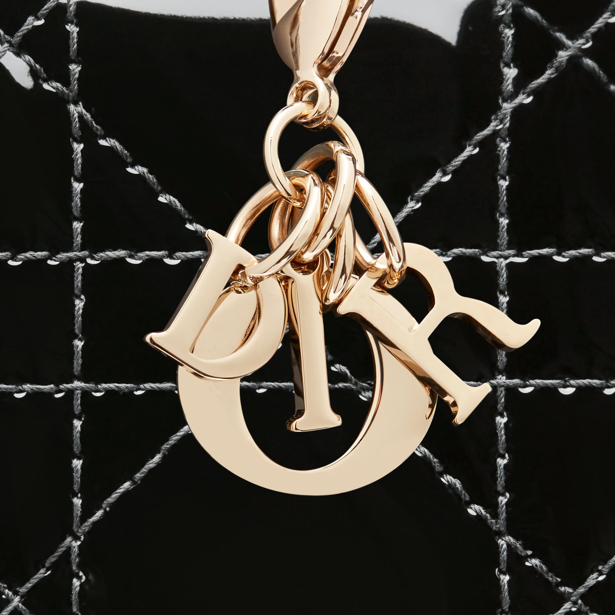 디올 스몰 레이디 디올 보야저 동전 지갑 S0985OVRB_M900