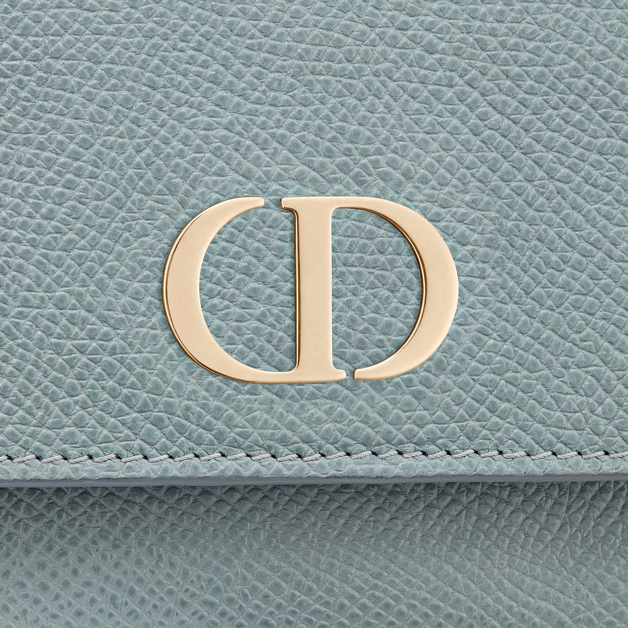 30 Montaigne Lotus Wallet Detailed view