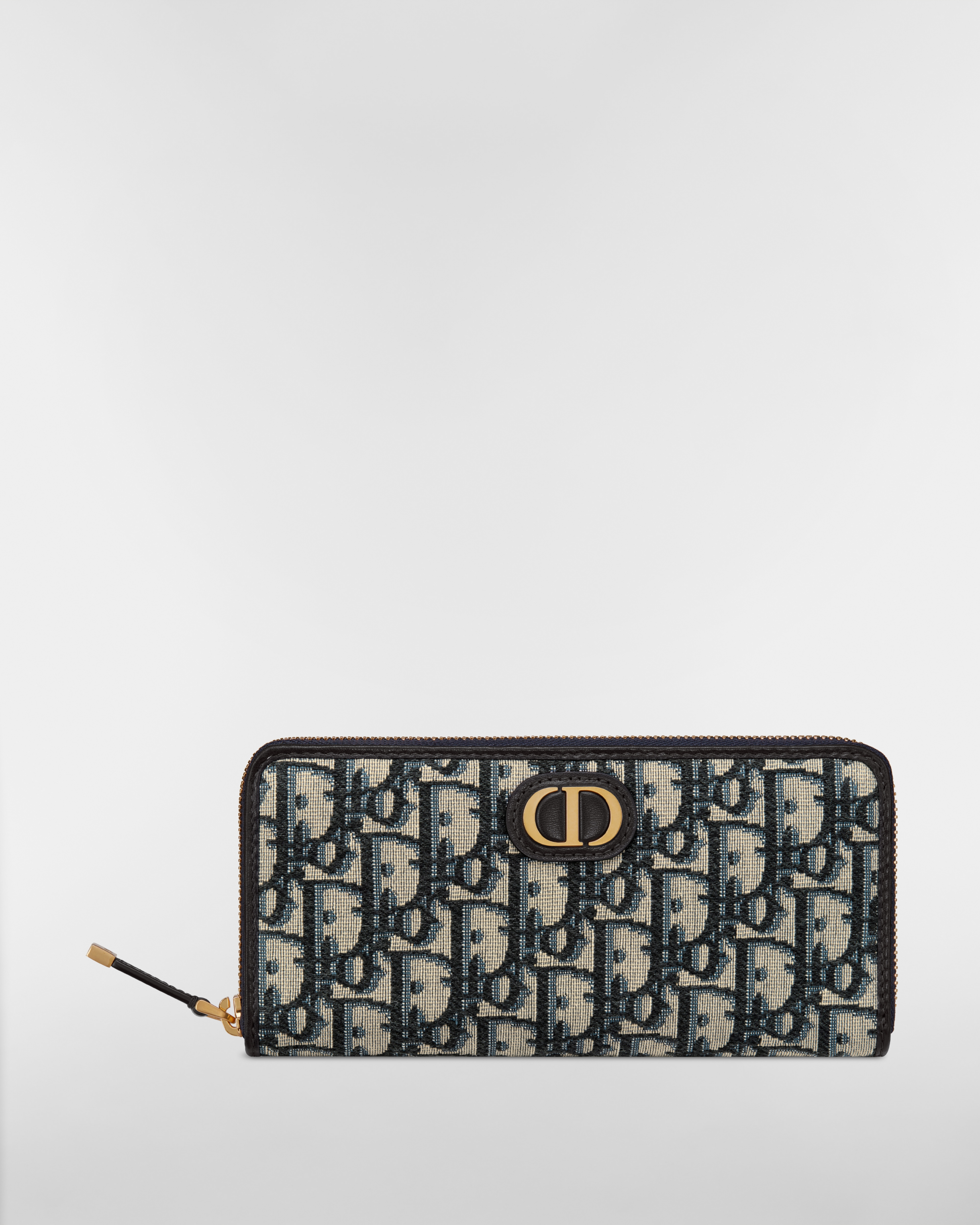 30 Montaigne Voyageur Long Wallet