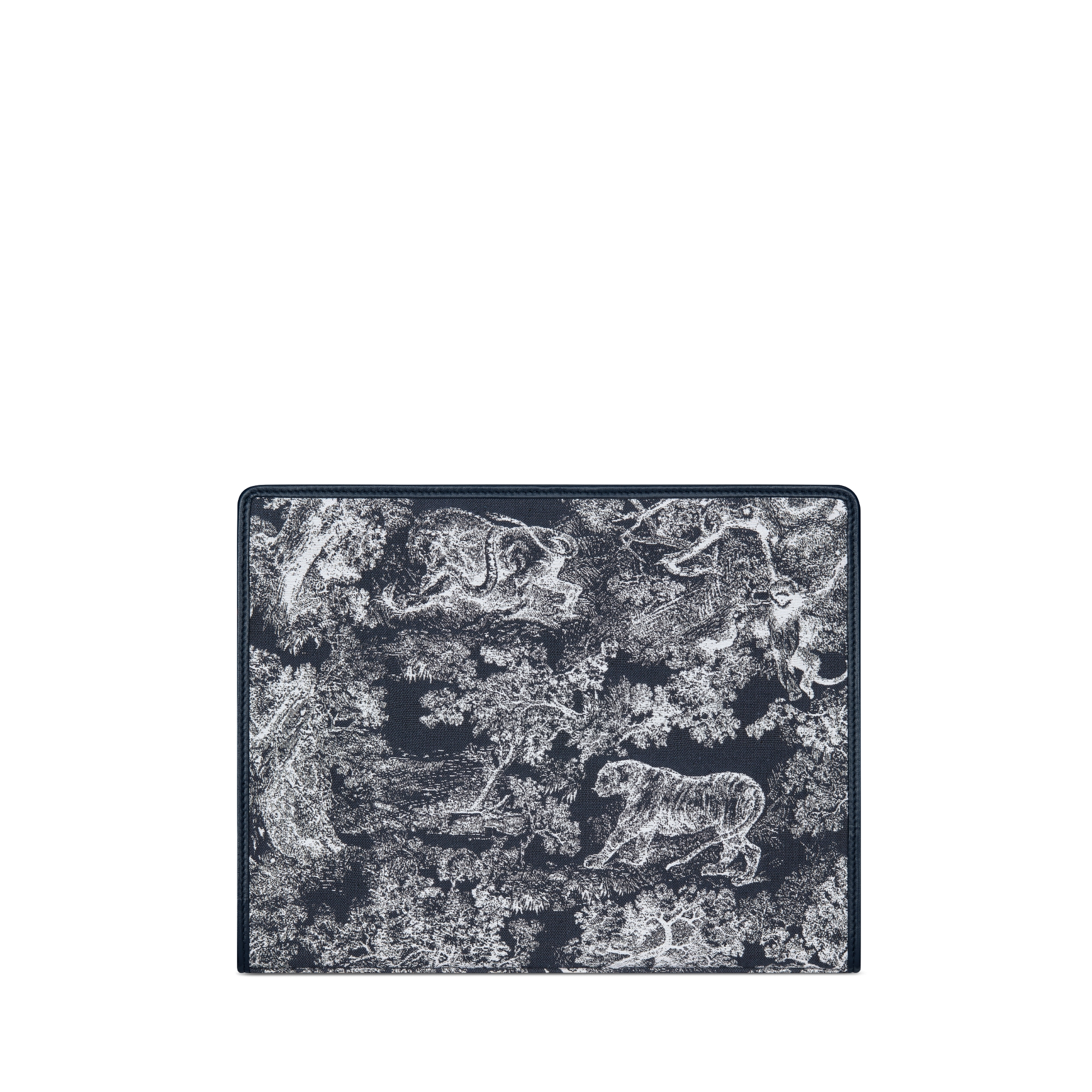 30 Montaigne Dea Pouch