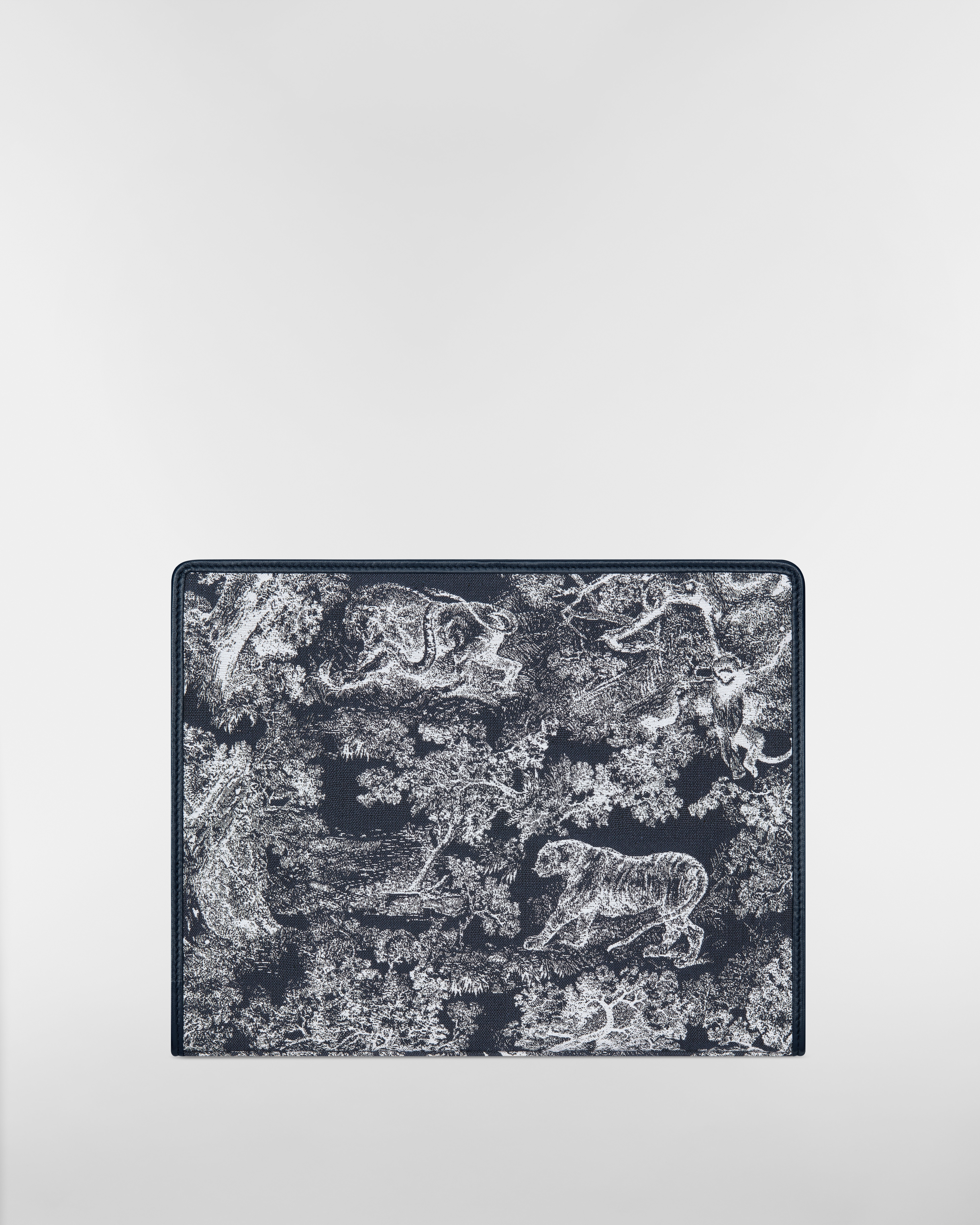 30 Montaigne Dea Pouch Blue Toile de Jouy Reverse Jacquard E08