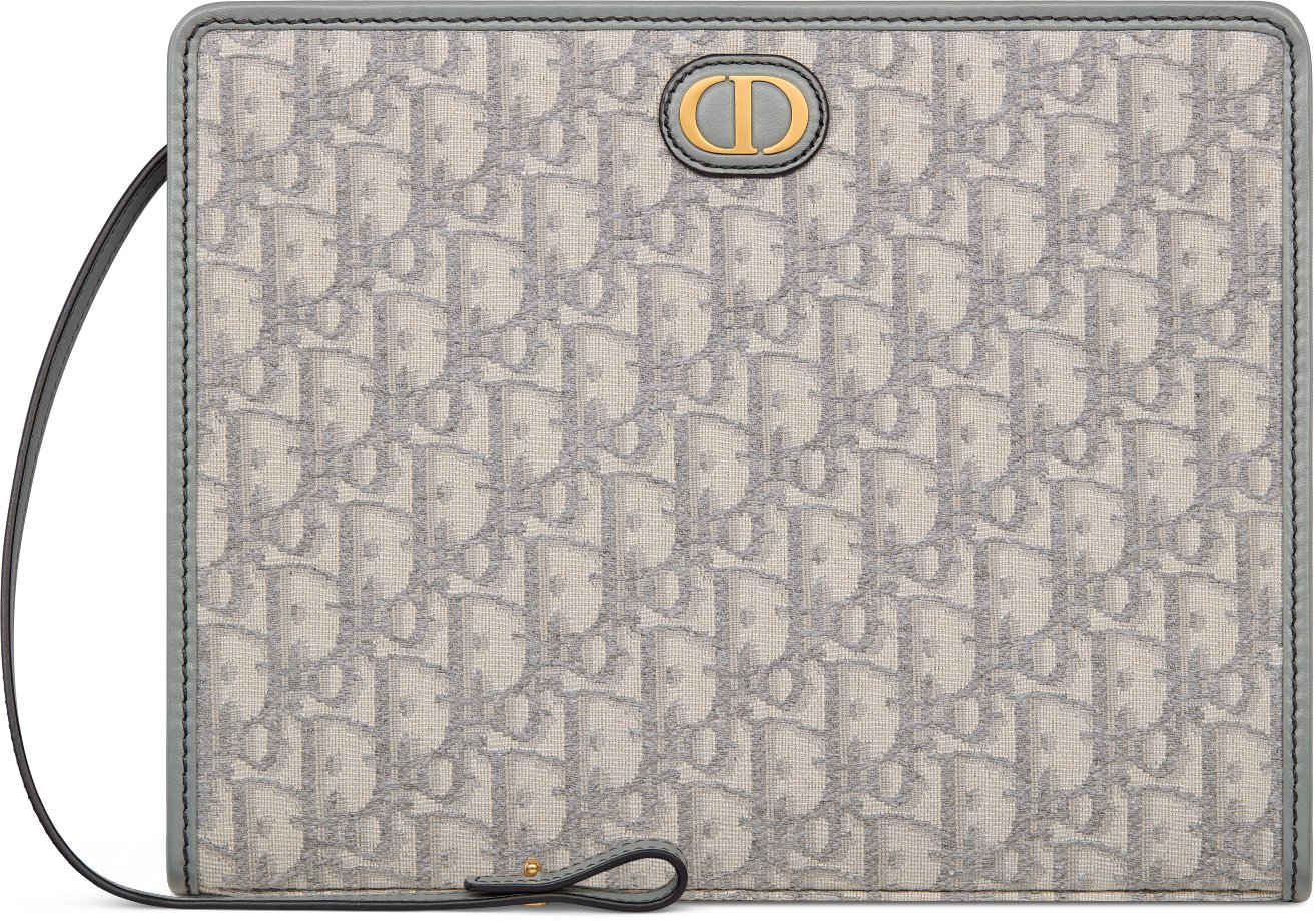 30 Montaigne Dea Pouch aria_woman_viewcode_e01
