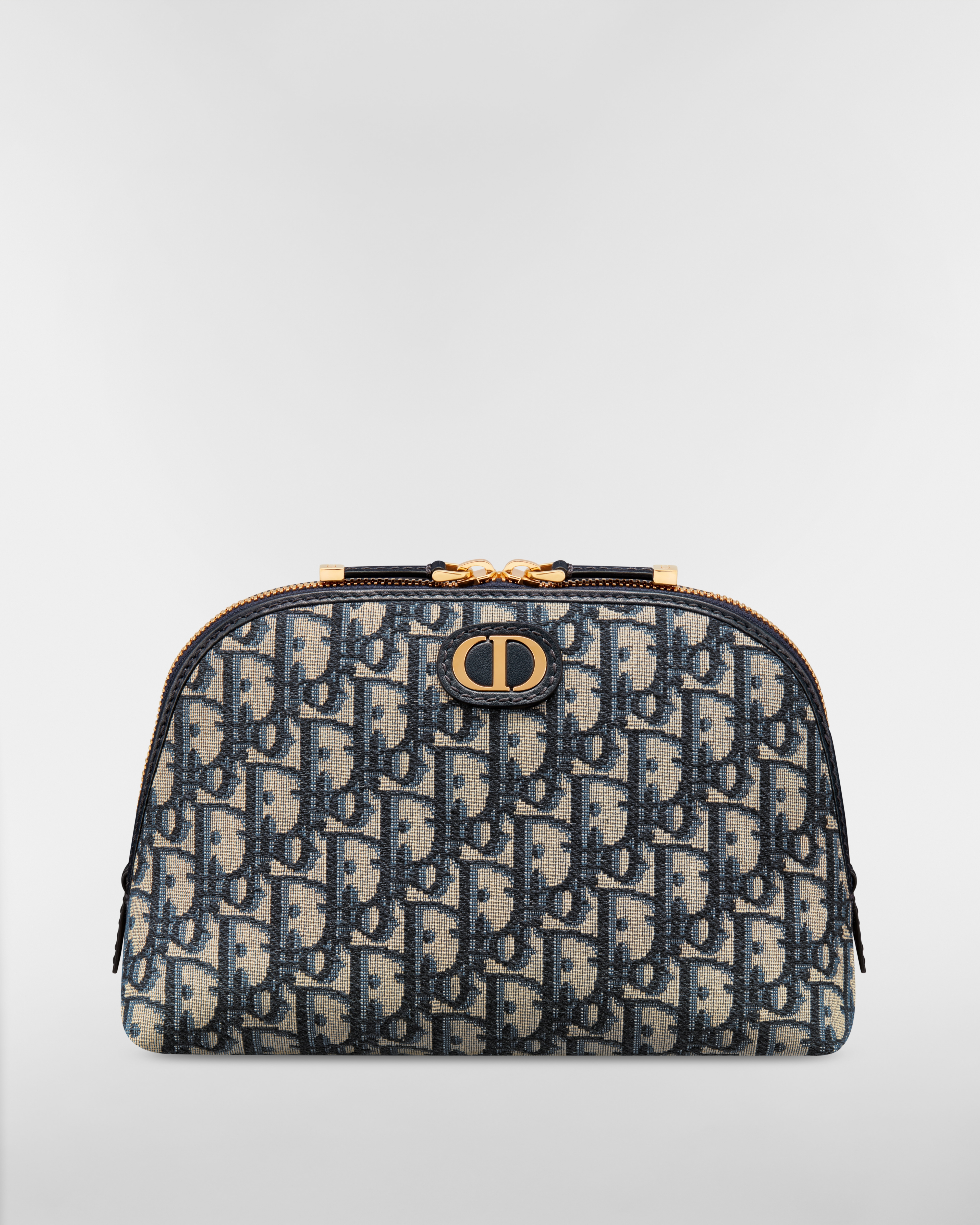 30 Montaigne Aphrodite Pouch