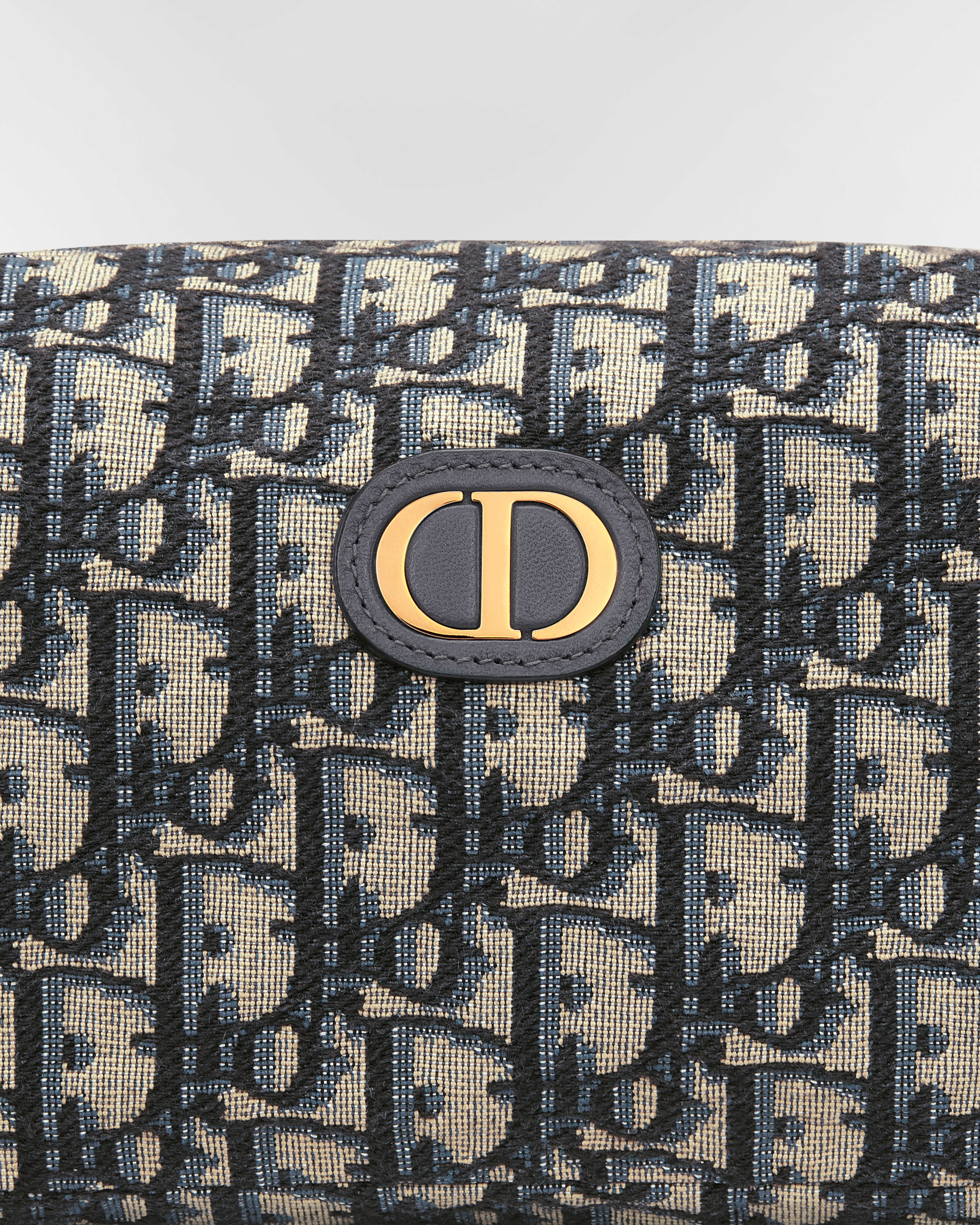 30 Montaigne Vénus Pouch Dior Oblique Jacquard in Blau E09