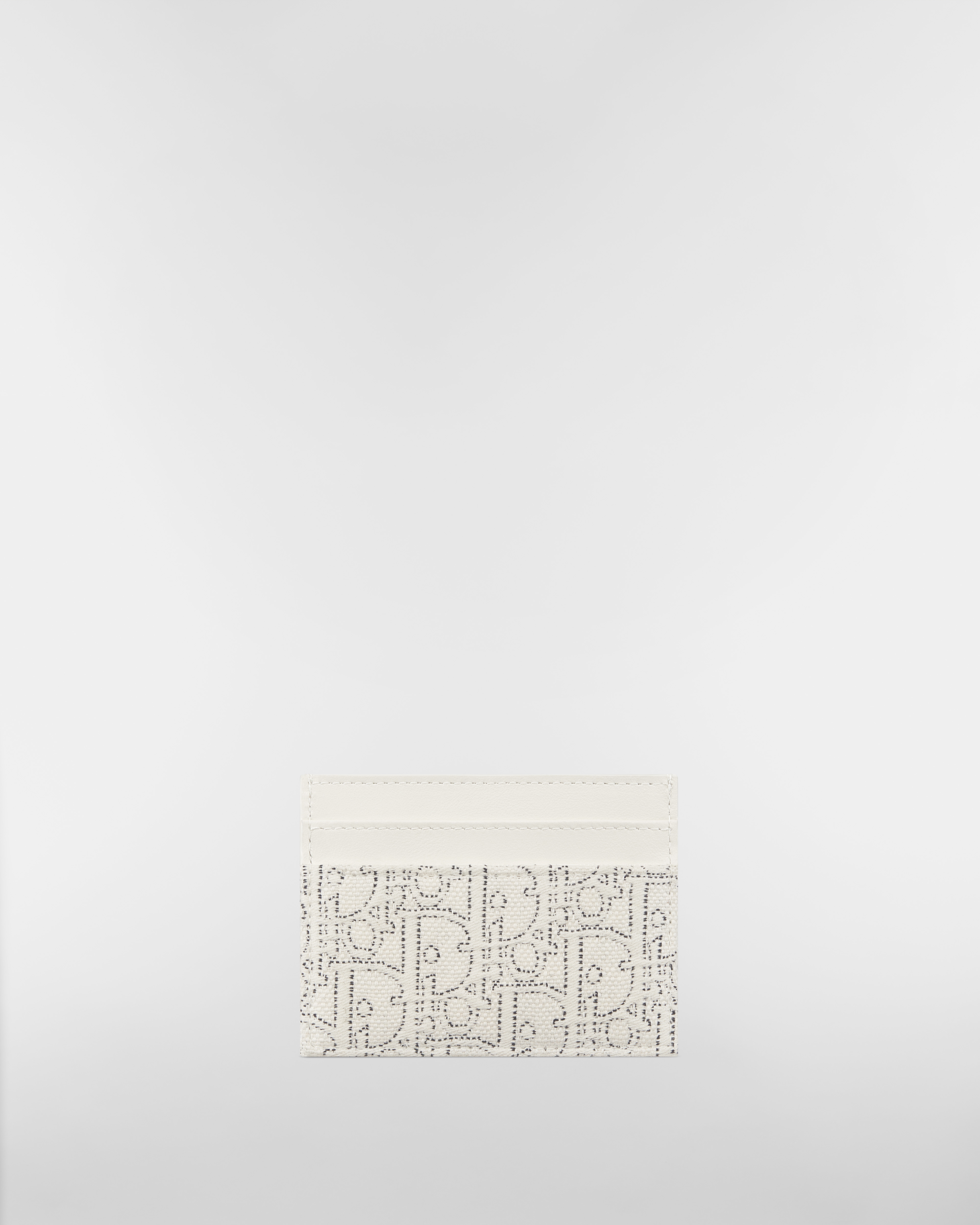 30 Montaigne Freesia Card Holder White Dior Oblique Jacquard with Contrasting Black Topstitching E08