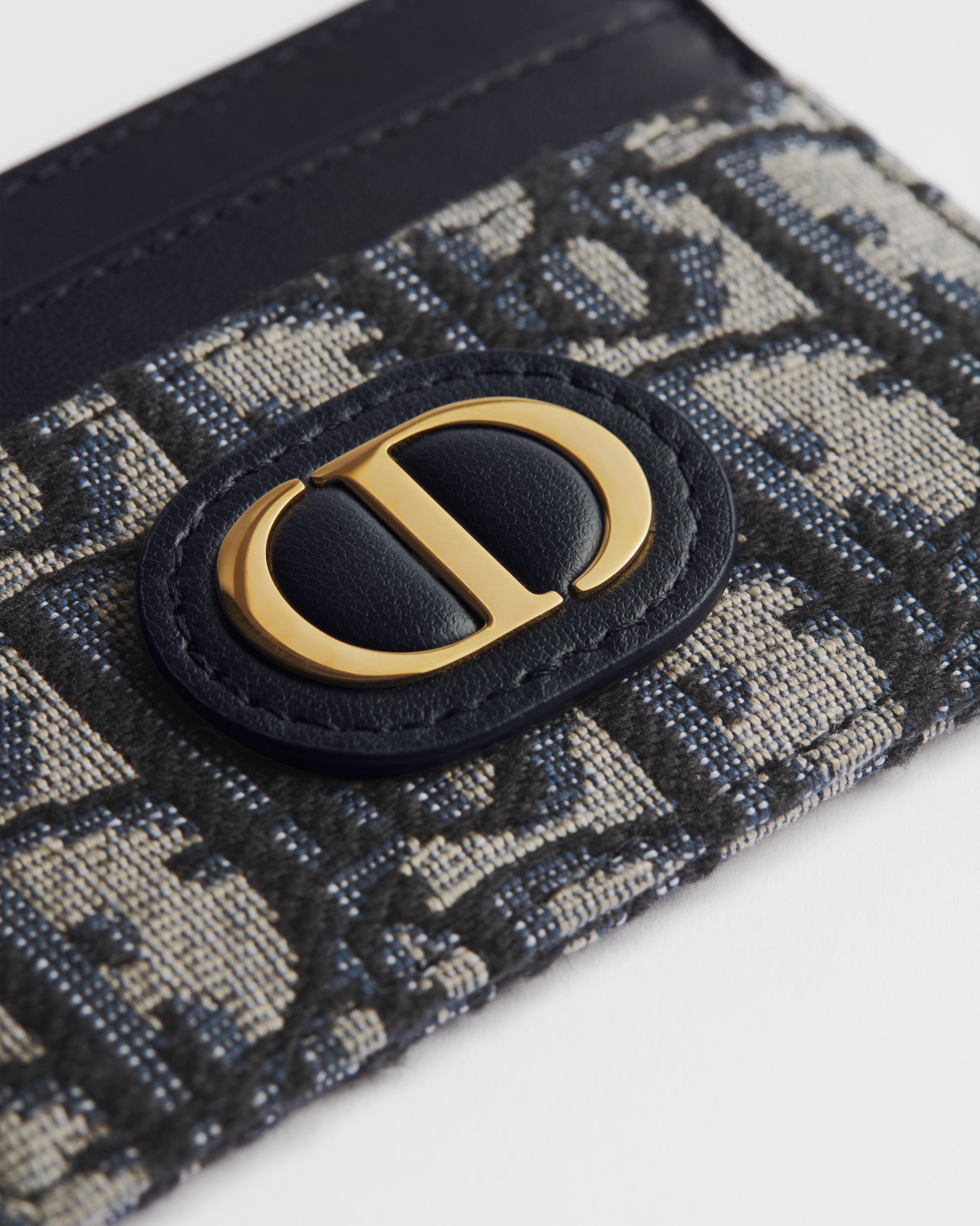 30 Montaigne Freesia Card Holder Blue Dior Oblique Jacquard E09