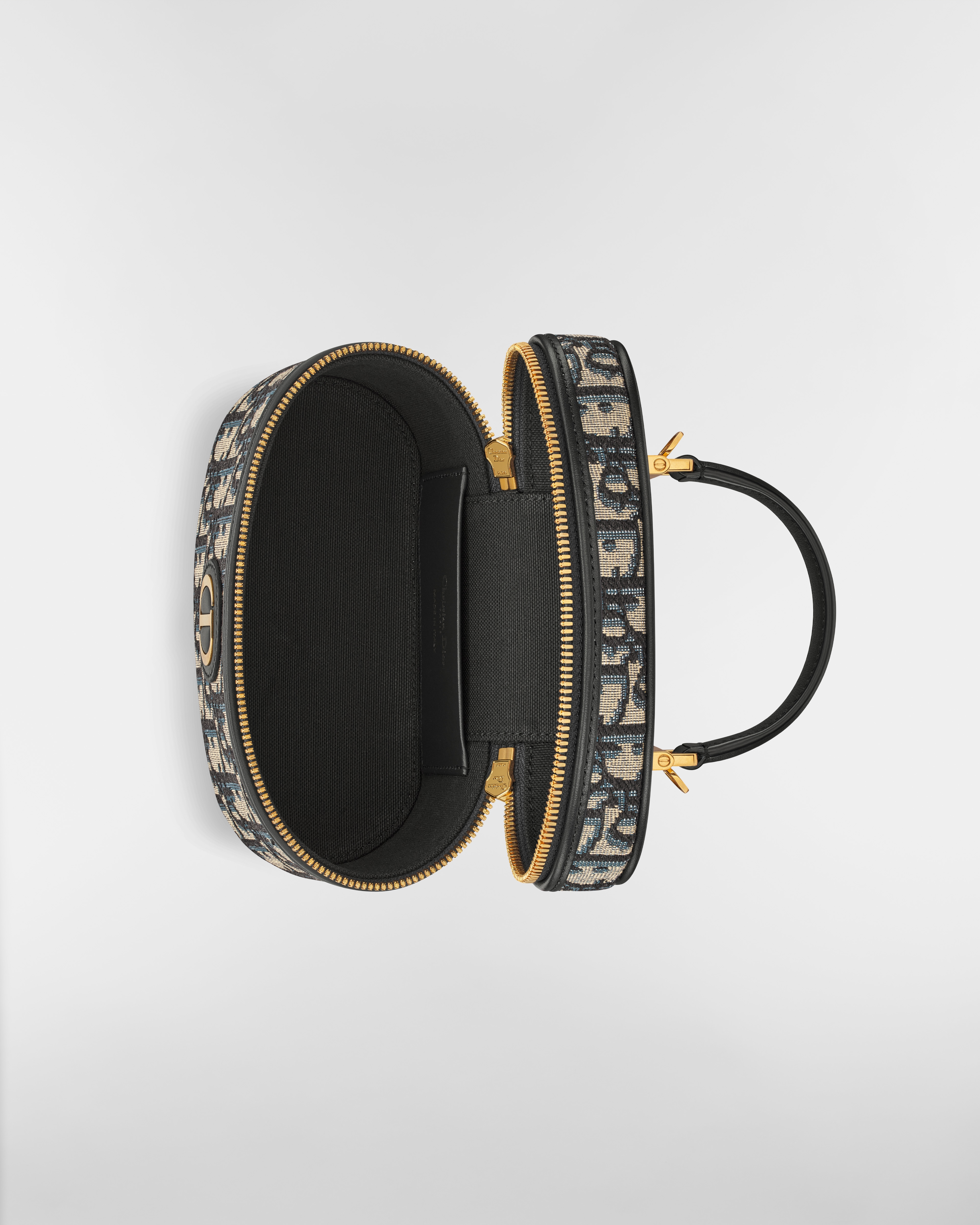 30 Montaigne Mini Vanity Case Blue Dior Oblique Jacquard E06