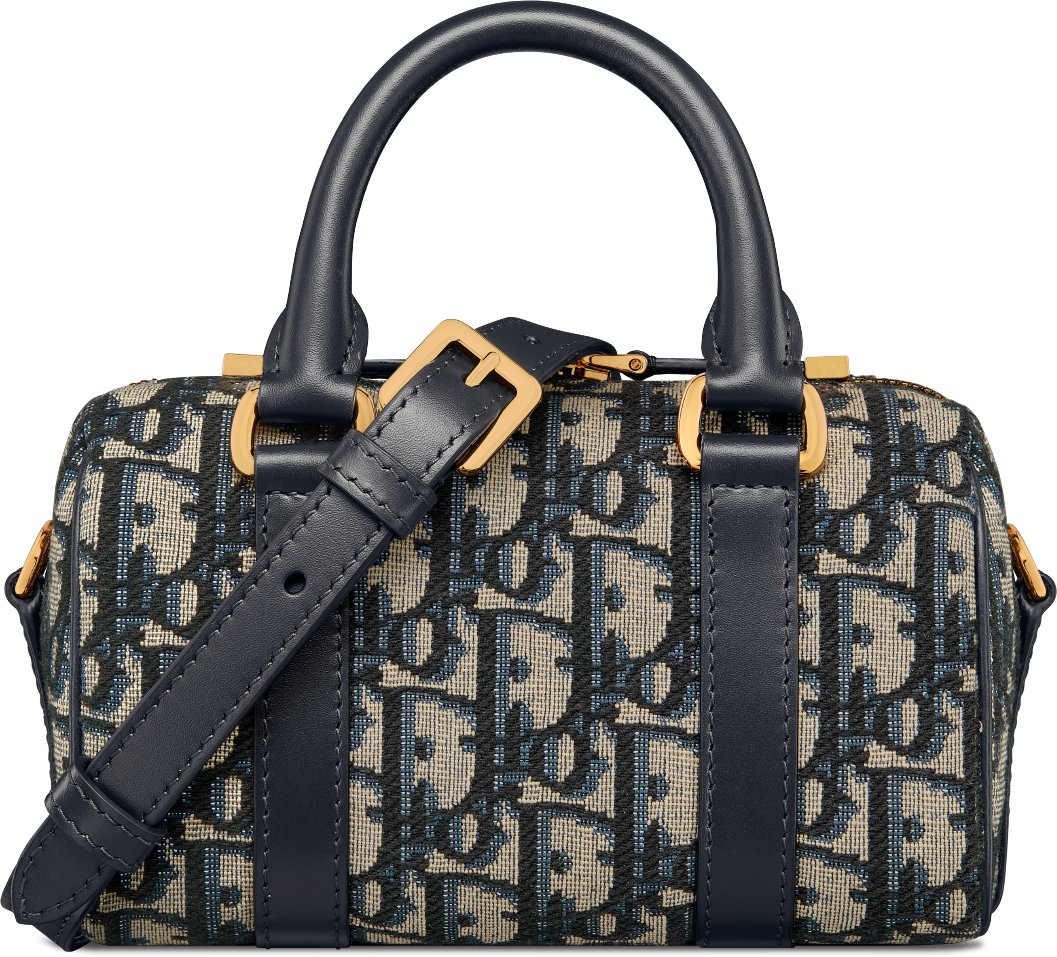 Dior Groove 17 Nano Bag aria_woman_viewcode_e01