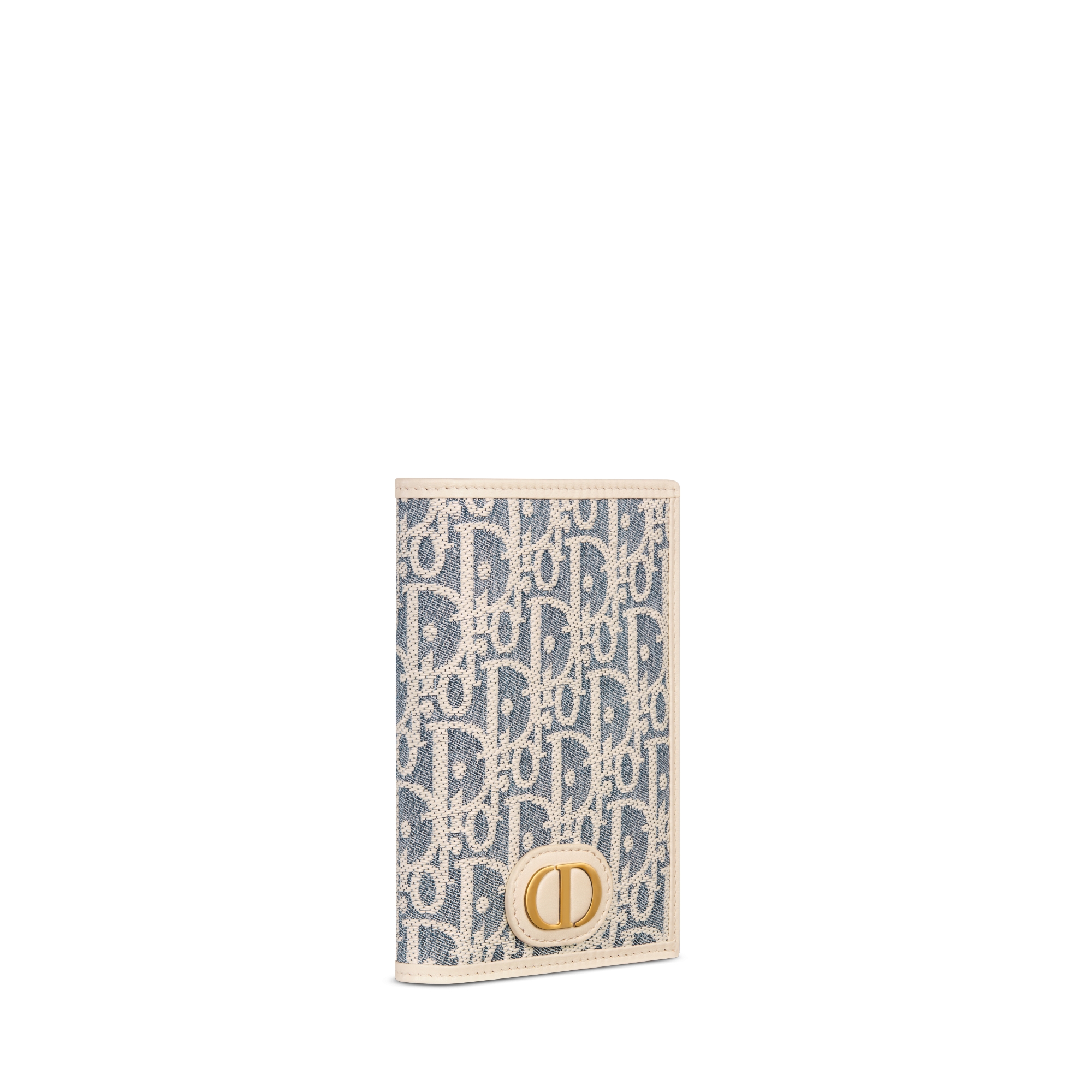 30 Montaigne Passport Holder