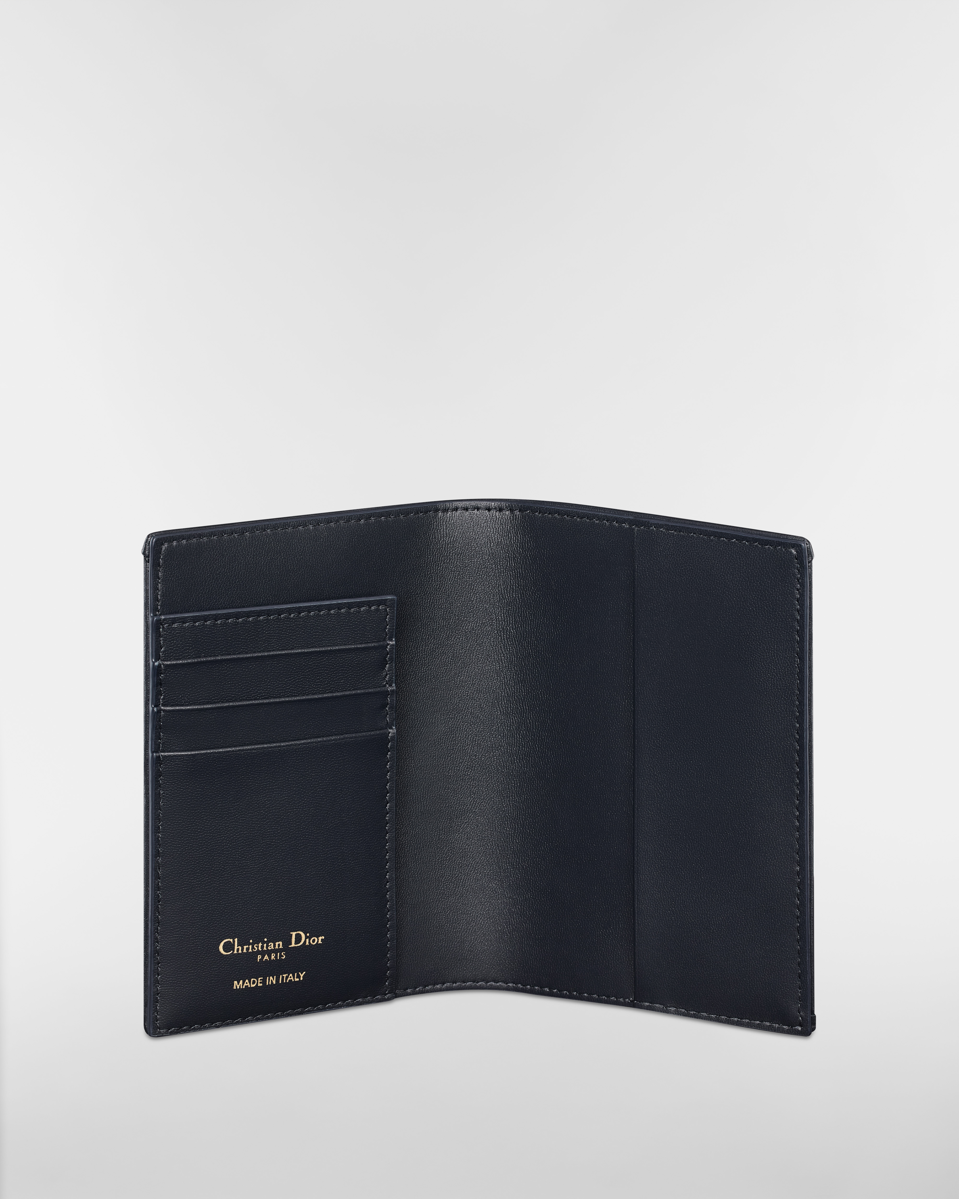 30 Montaigne Passport Holder Blue Dior Oblique Jacquard E07