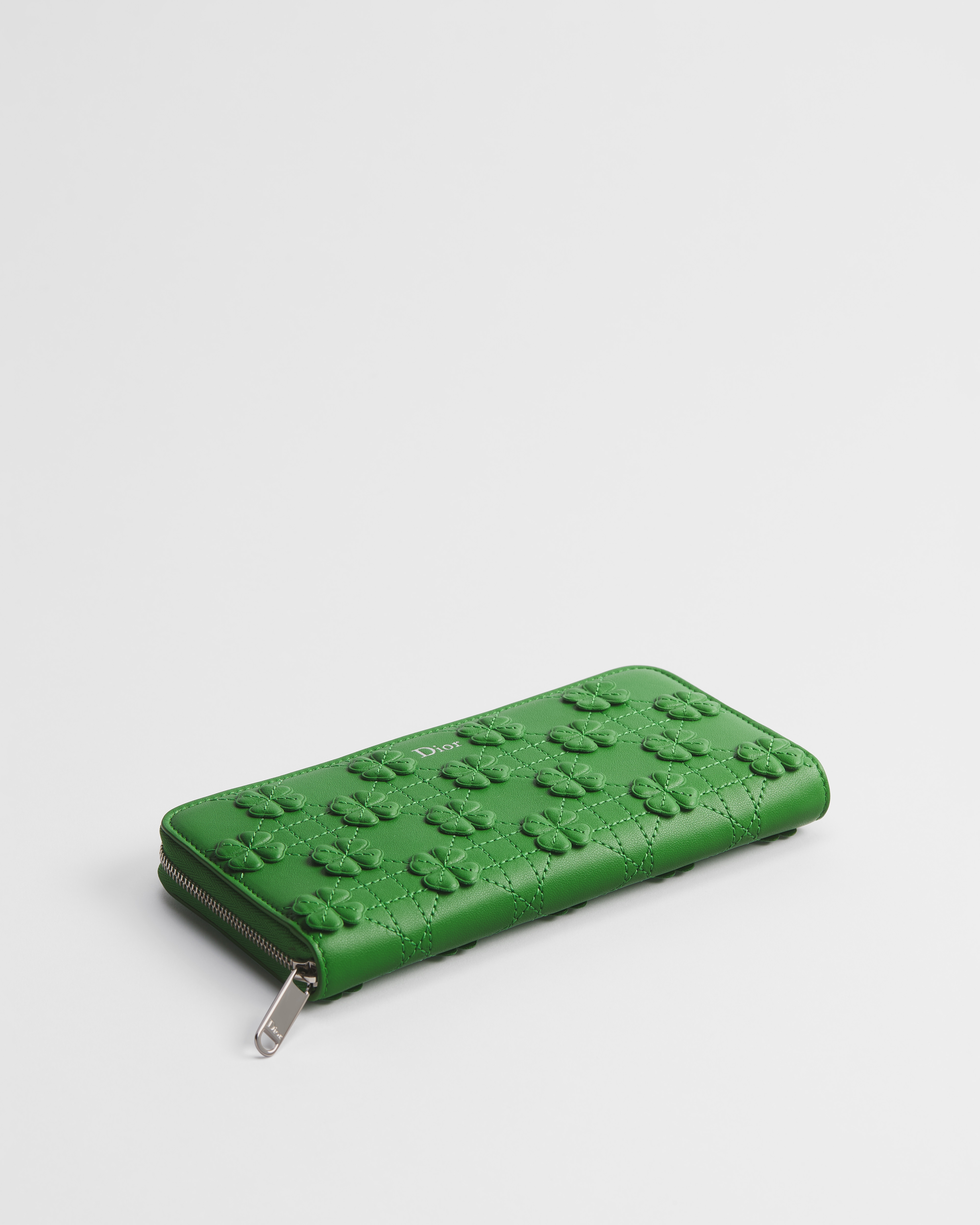 Dior Jardin Voyageur Slim Wallet Dior Clover Embroidered Cannage Lambskin E03