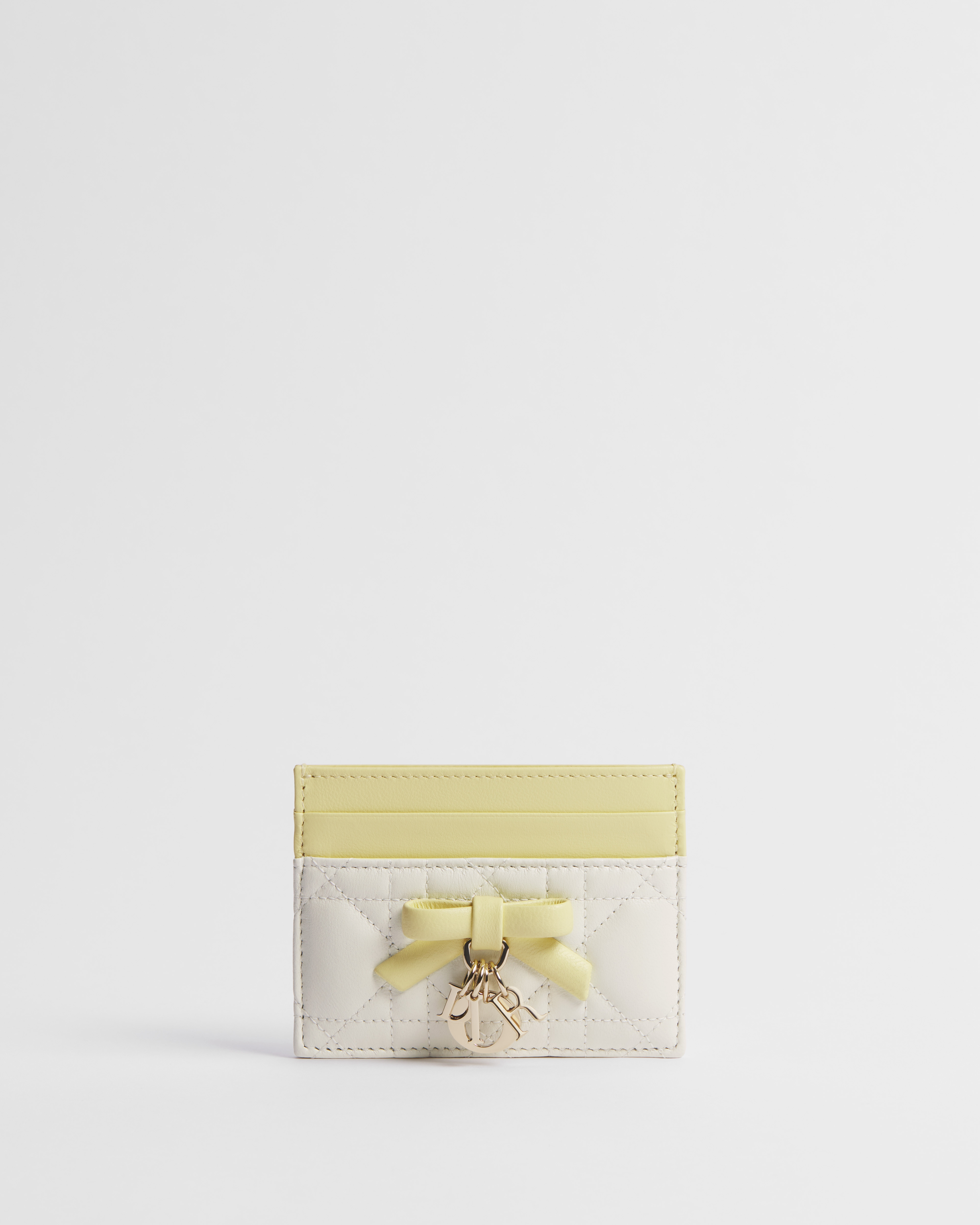 【日本限定】Lady Dior Freesia カードホルダー カナージュ ラムスキン E01