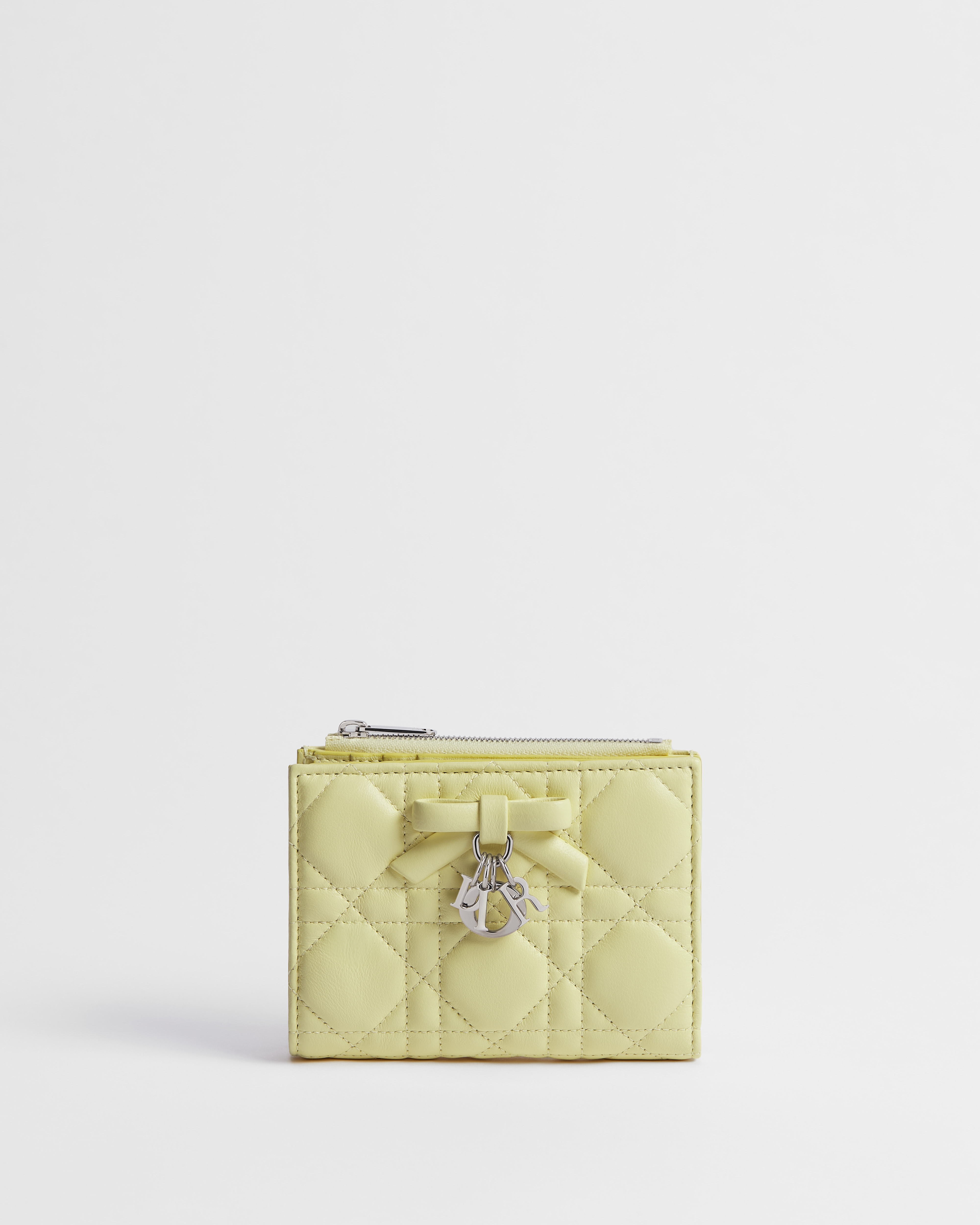 Lady Dior Dahlia ウォレット カナージュ ラムスキン E01