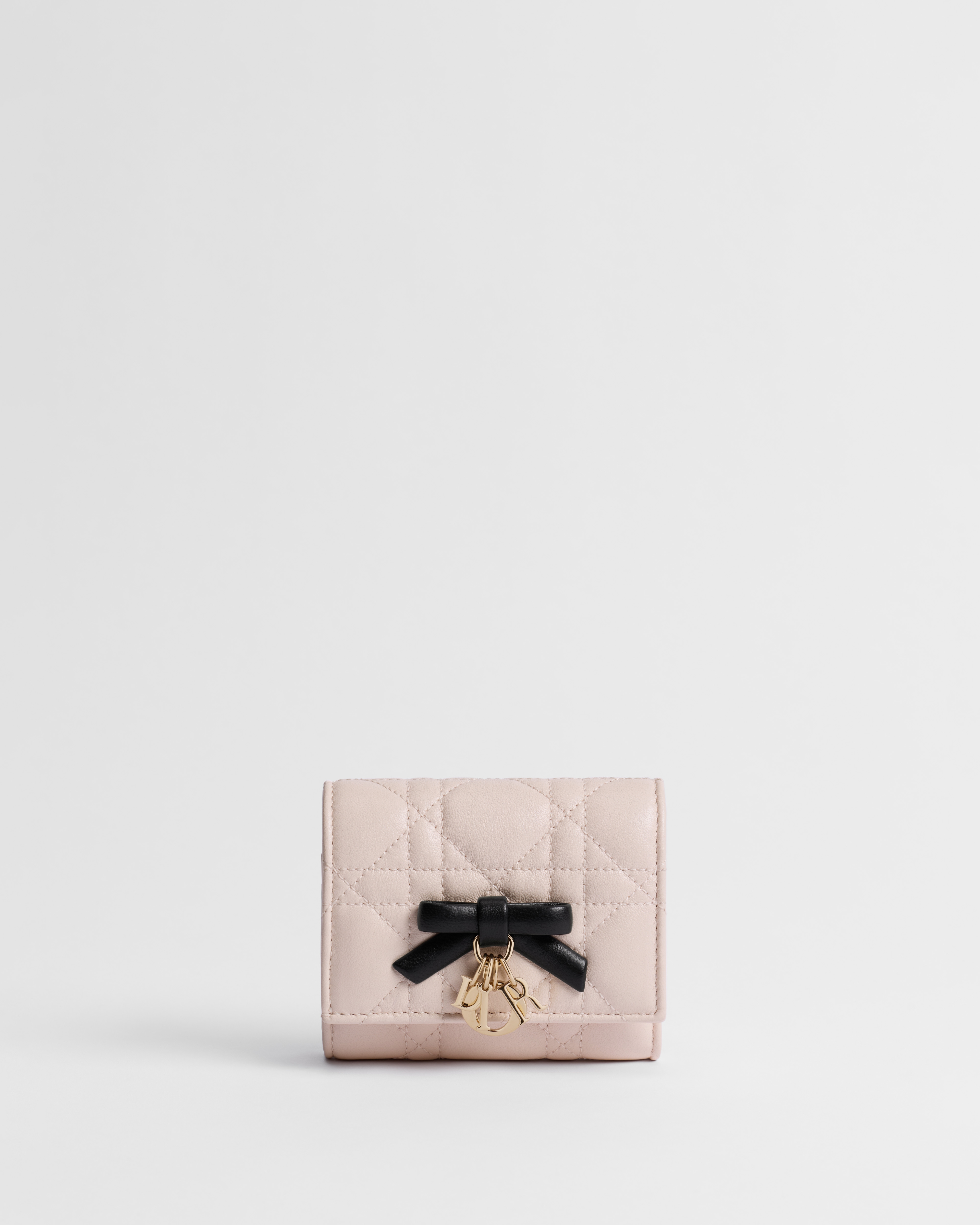 【日本限定】Lady Dior Hibiscus ウォレット カナージュ ラムスキン E01