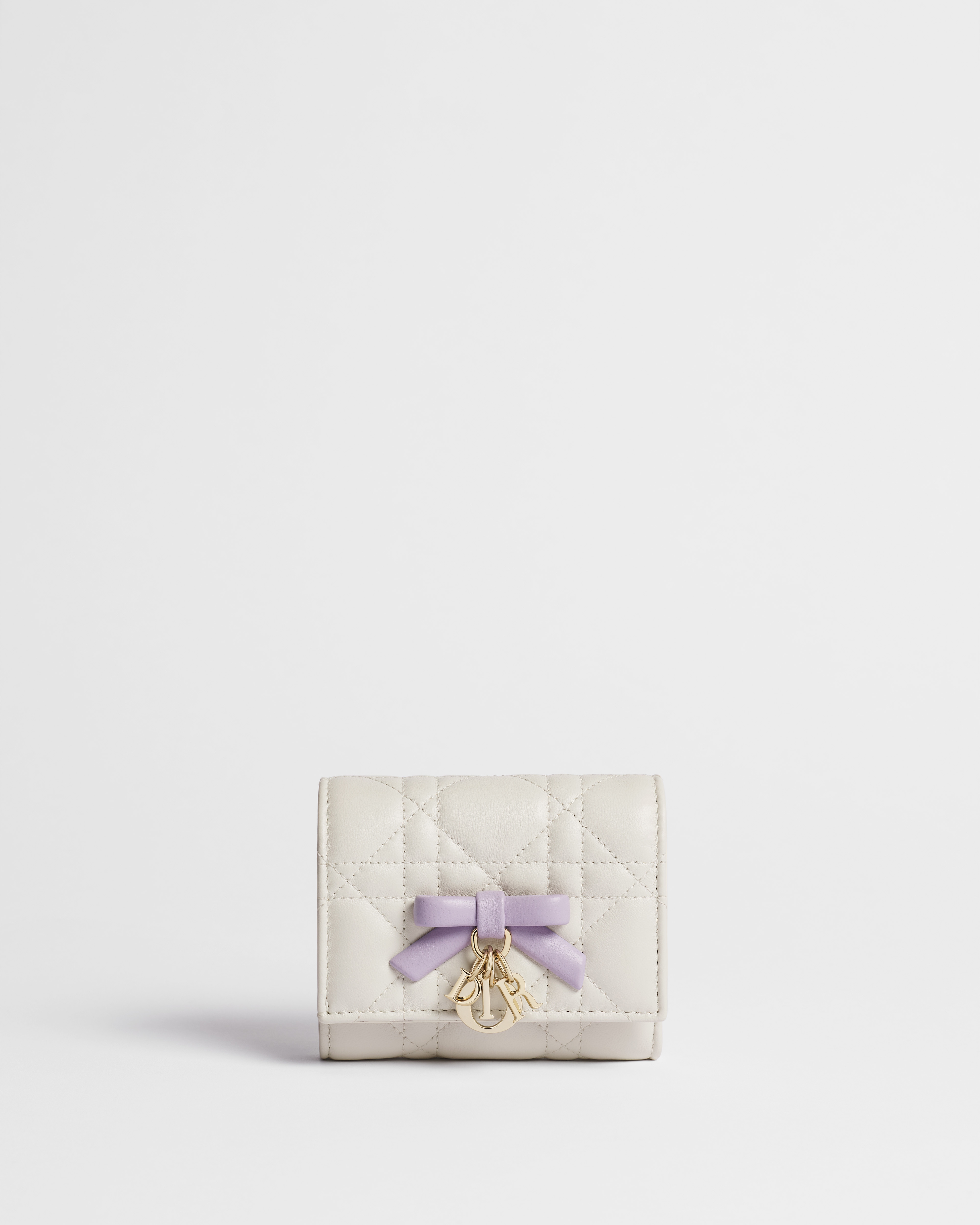 【日本限定】Lady Dior Hibiscus ウォレット カナージュ ラムスキン E01