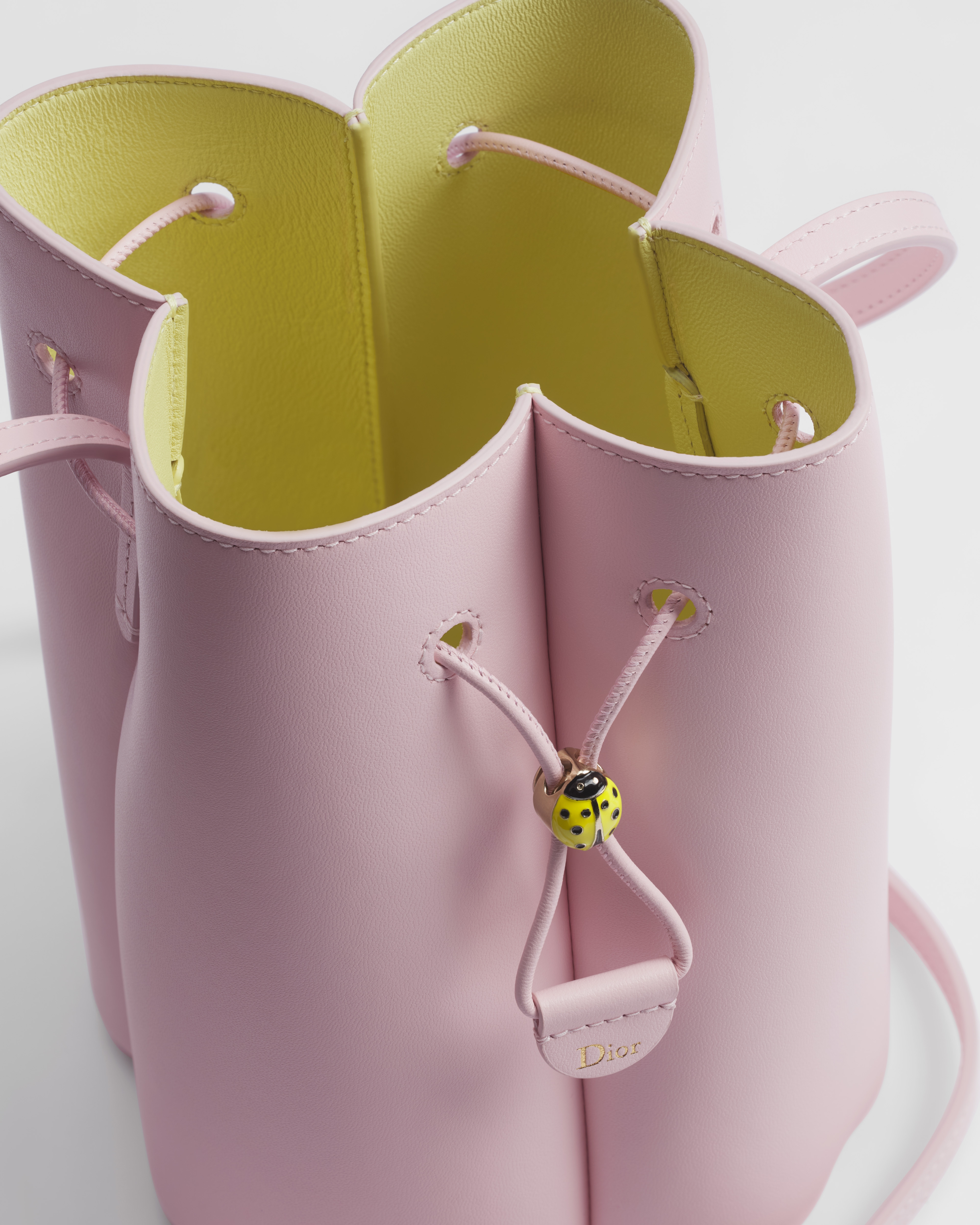 Miniborsa a secchiello Petit Trèfle