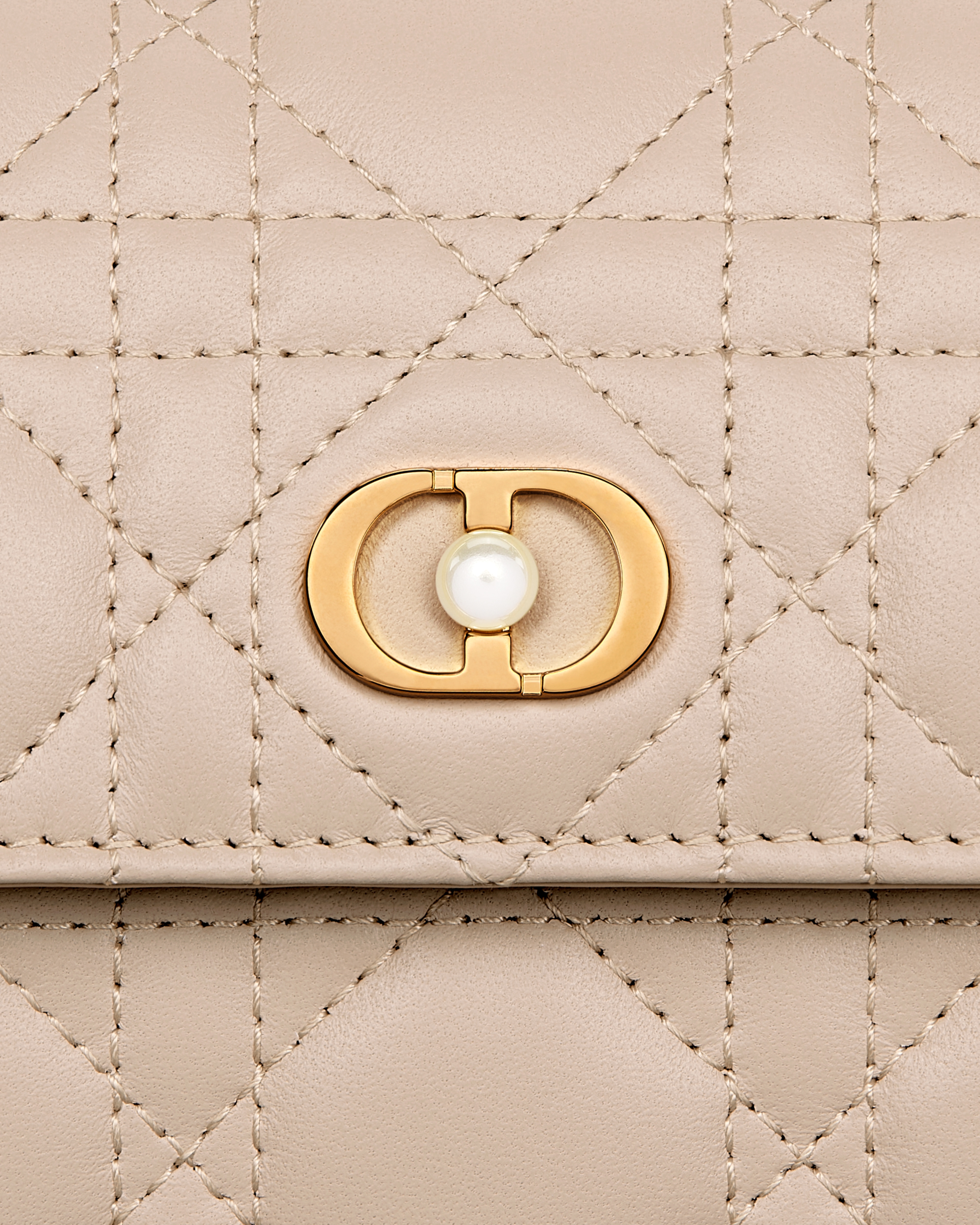 Dior Jolie Orchid 장지갑 파우더 베이지 까나쥬 양가죽 E09