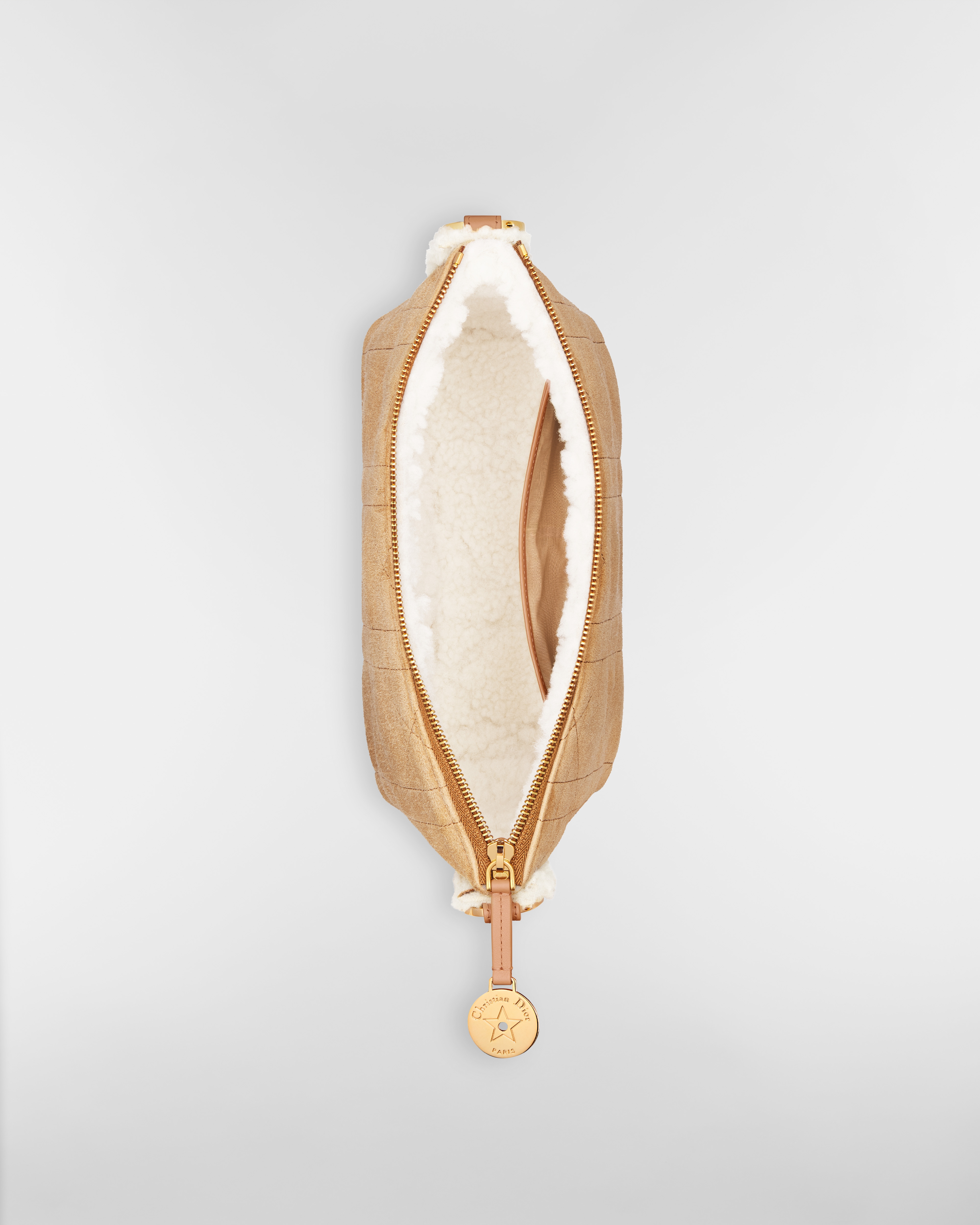 Sac hobo Diorstar à chaîne DiorAlps Cuir de veau suédé Macrocannage beige et laine mérinos écrue E06