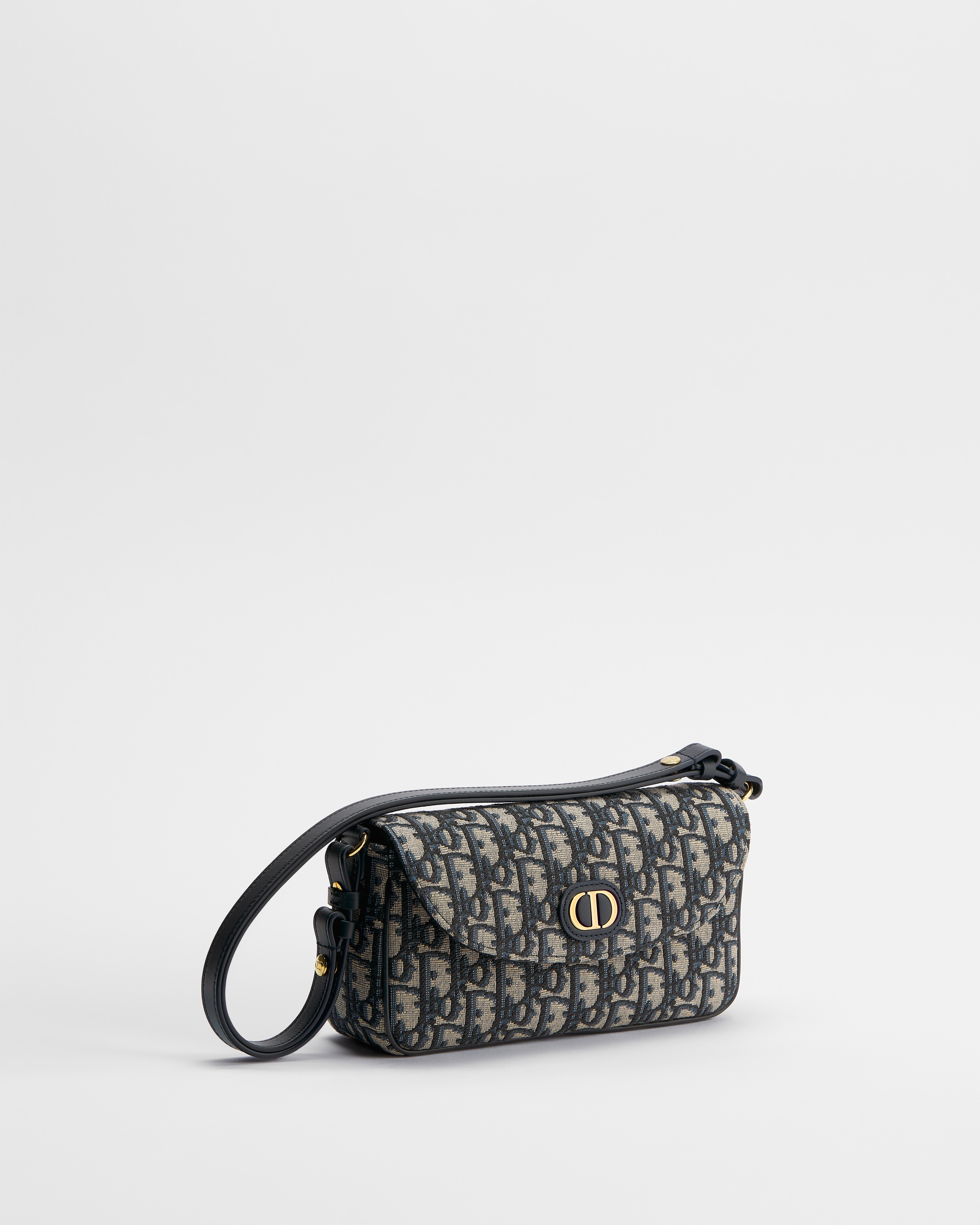 30 Montaigne D-Vine 附鏈帶手拿包 藍色 Dior Oblique 緹花 E03