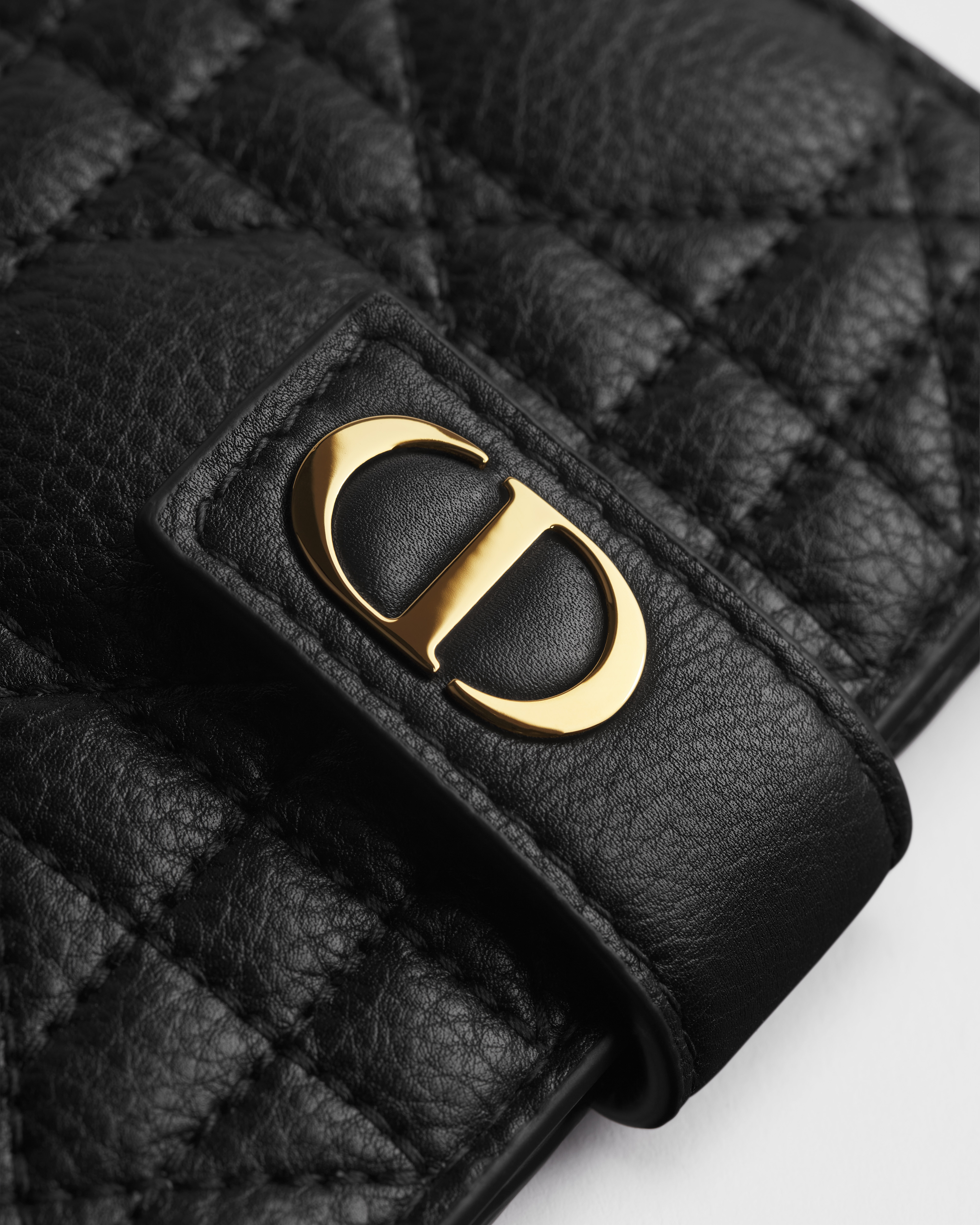 Dior Caro Dandelion Kartenetui Weiches Cannage Kalbsleder in Schwarz E09