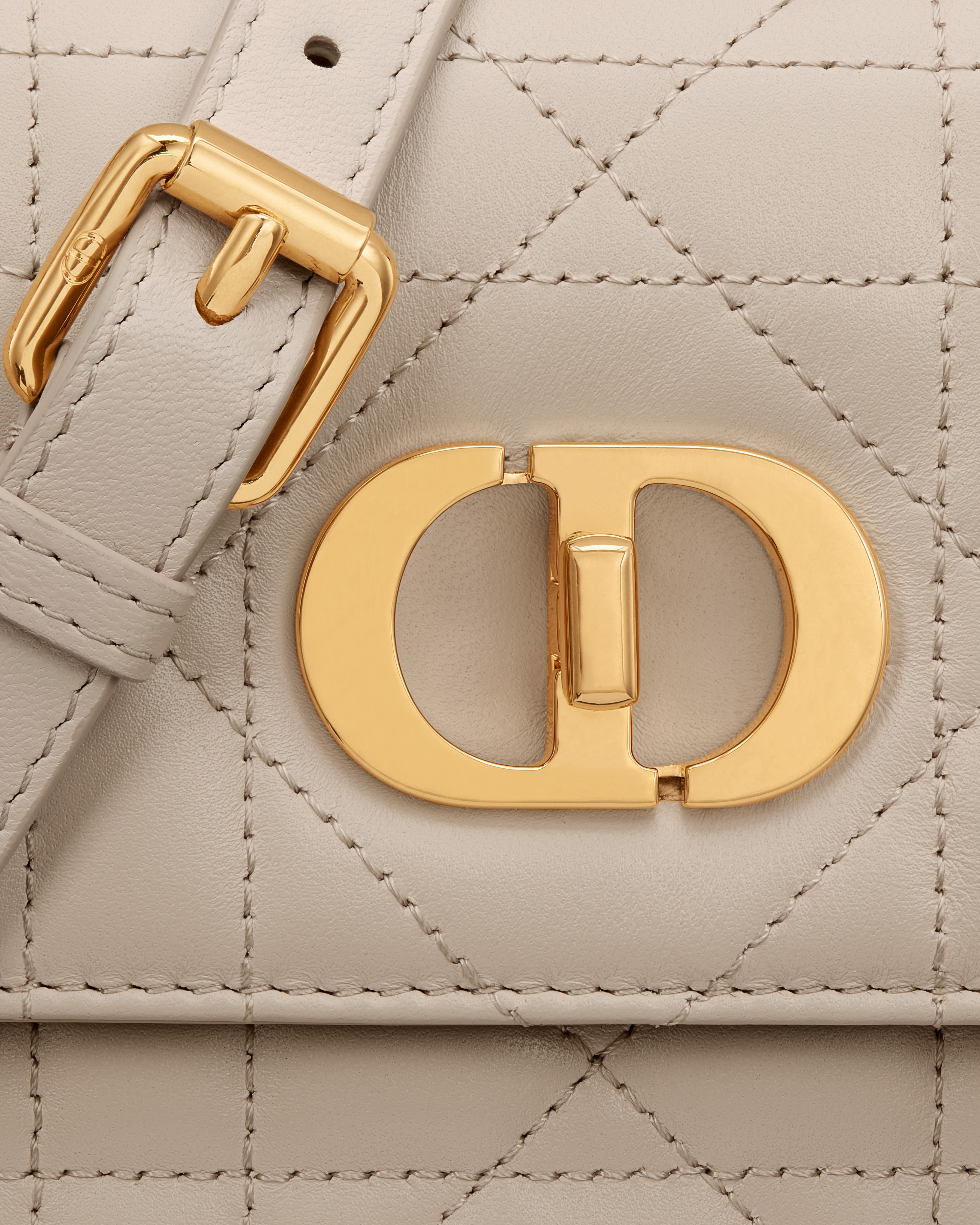 Miss Caro ミニバッグ マクロカナージュ ラムスキン E09