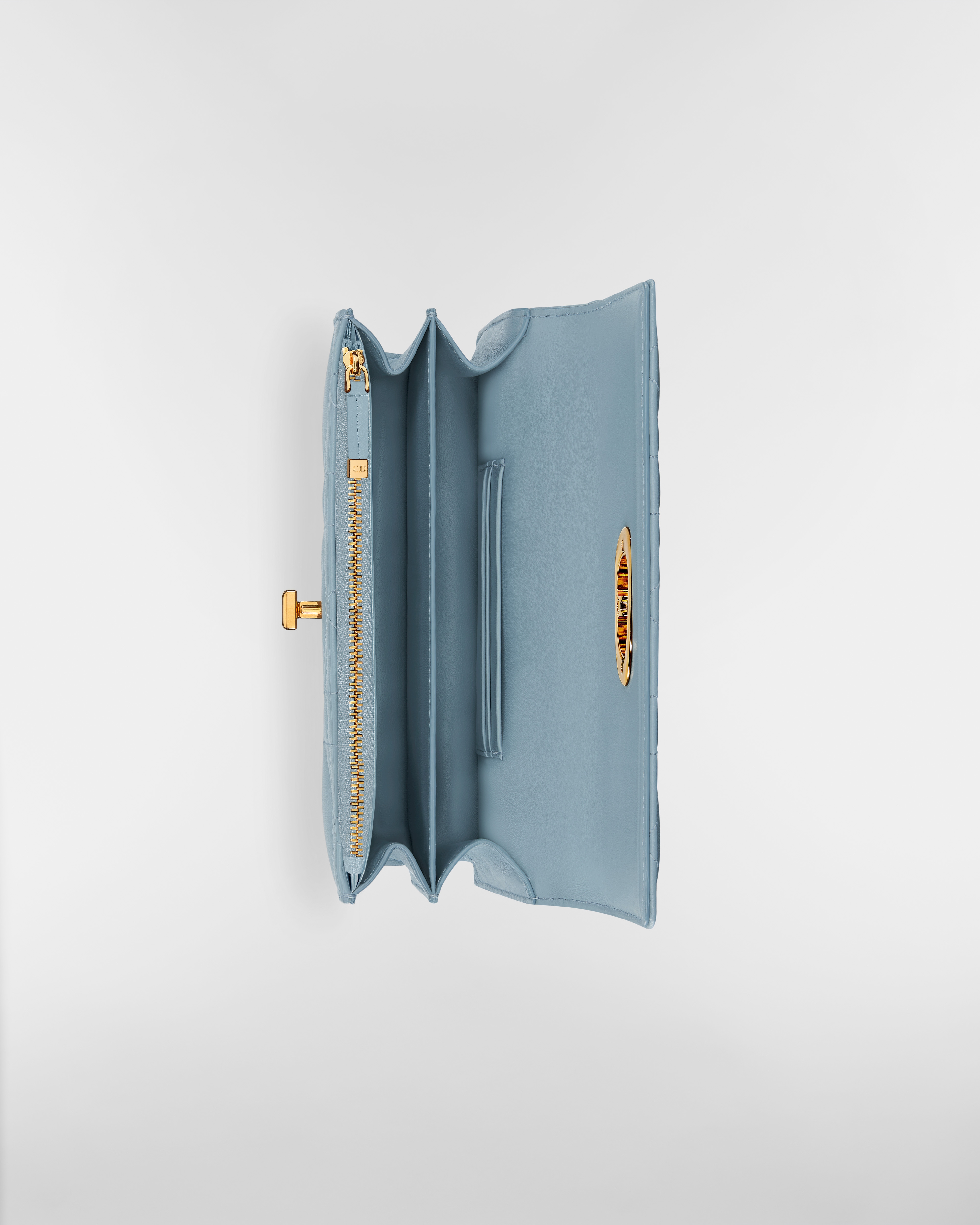 Mini sac Miss Caro Cuir d'agneau Macrocannage couleur cloud blue E06