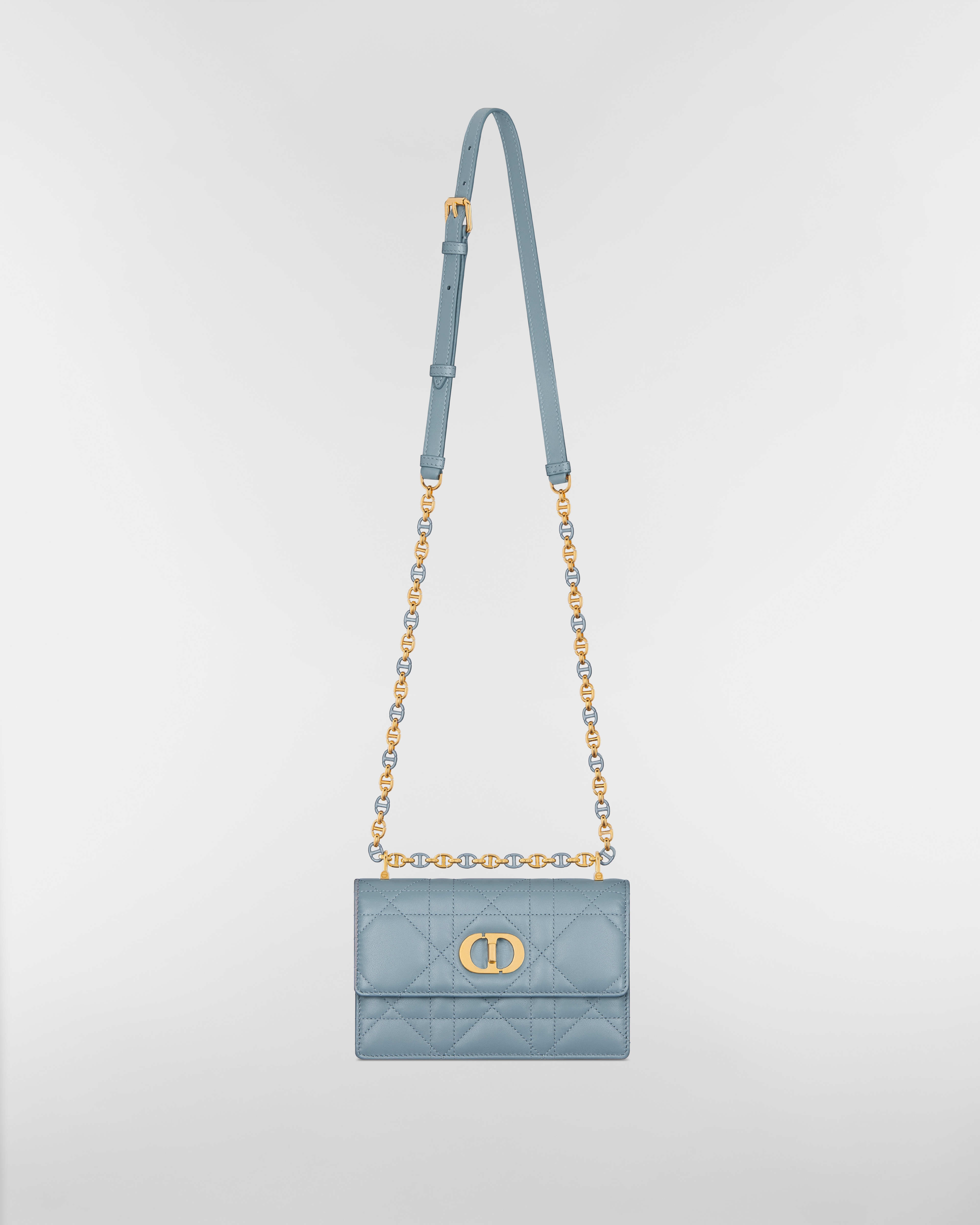 Mini sac Miss Caro Cuir d'agneau Macrocannage couleur cloud blue E07