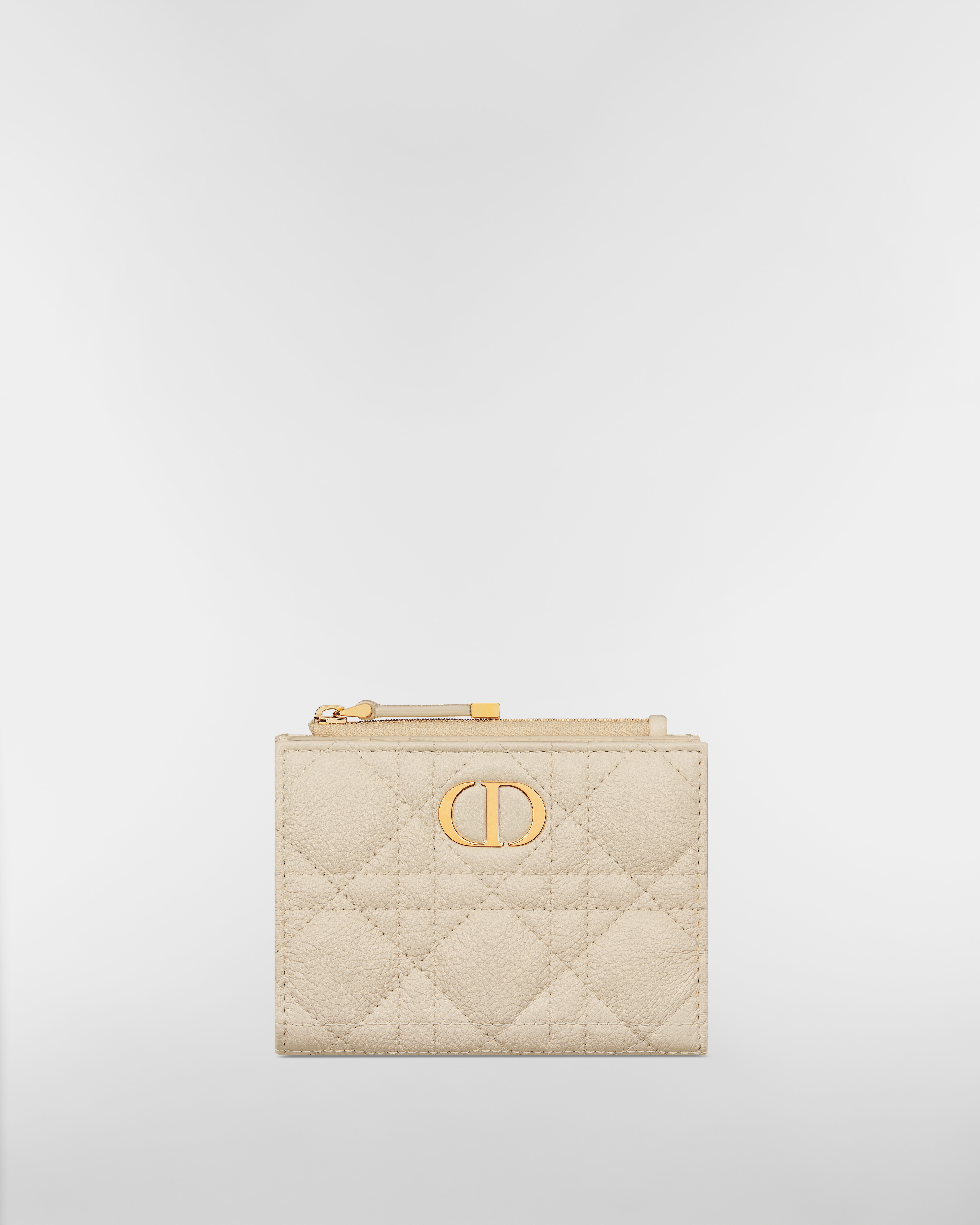 Portefeuille Dahlia Dior Caro Cuir de veau Cannage souple Dusty ivoire E01