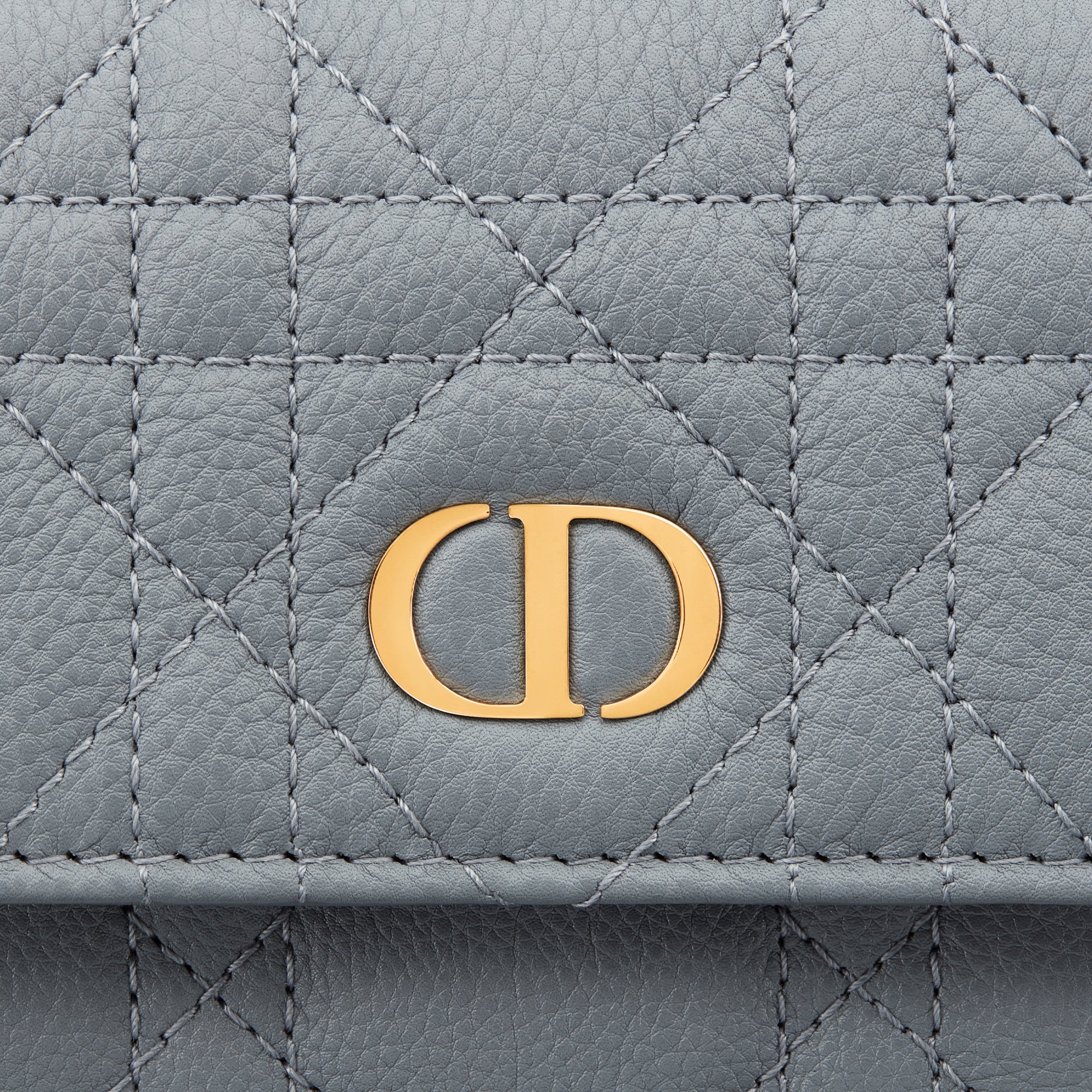 กระเป๋าสตางค์ Dior Caro Hibiscus มุมมองโดยละเอียด