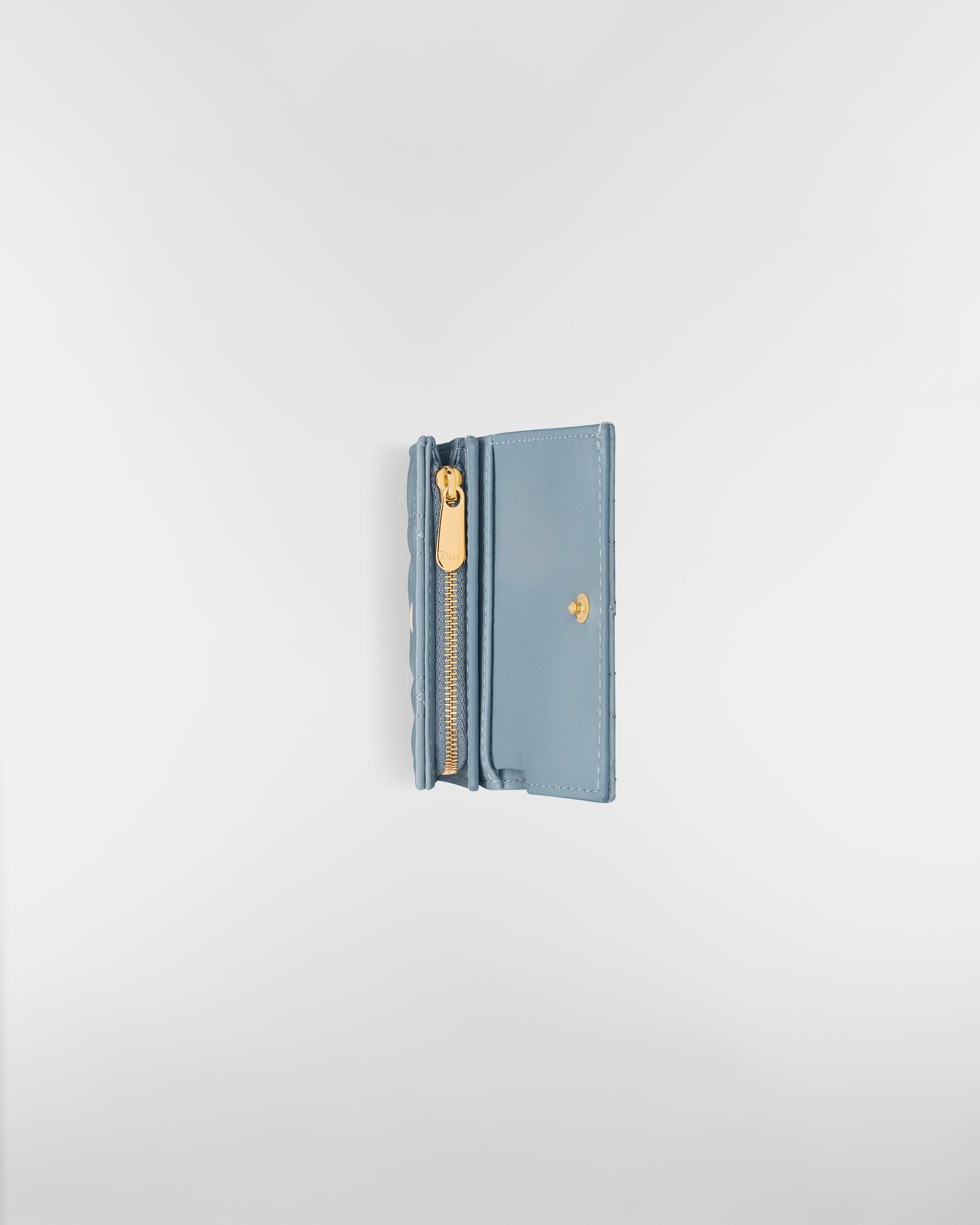 Dior Caro Hibiscus L형 지퍼 지갑 클라우드 블루 서플 까나쥬 송아지 가죽 E06