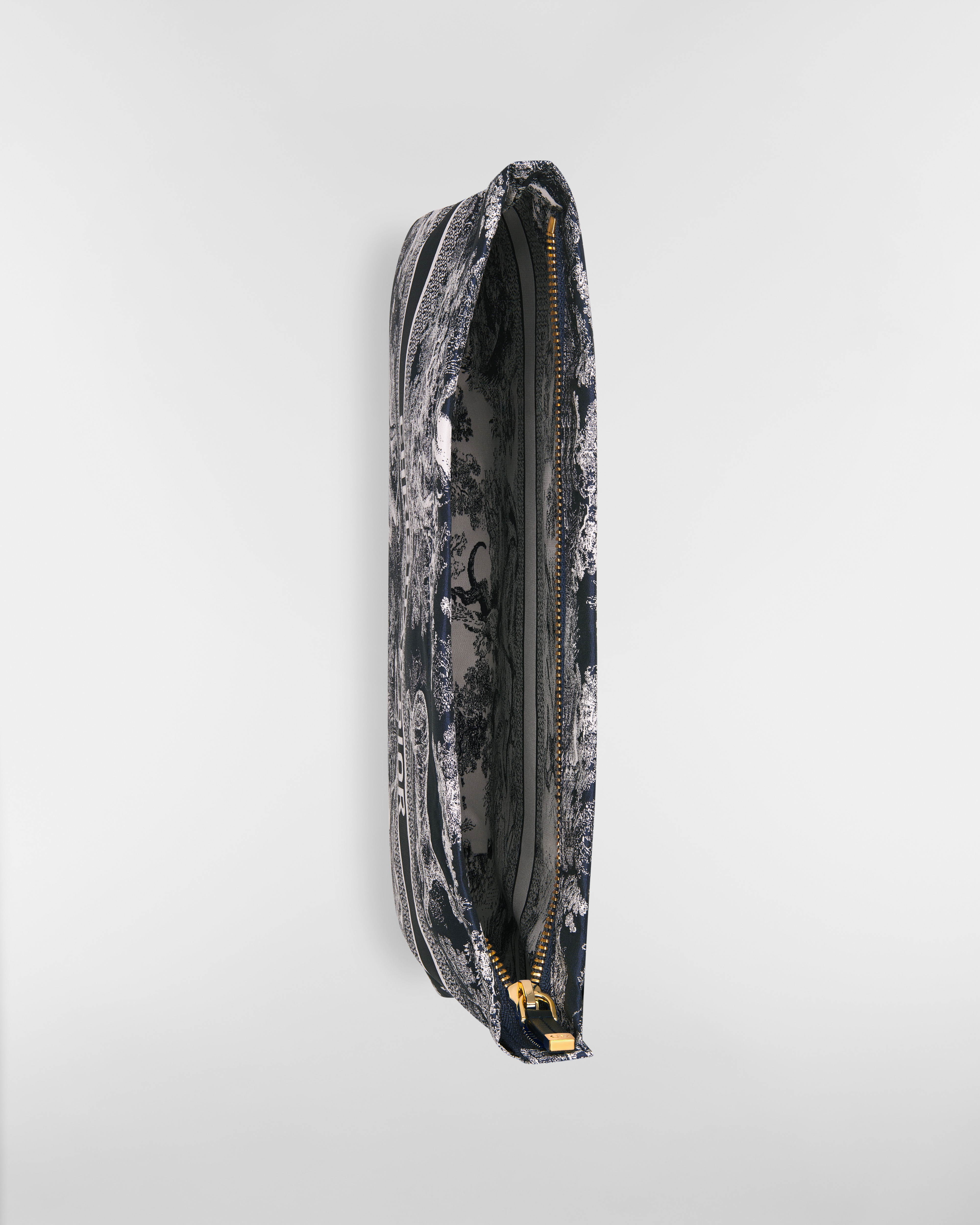 Pochette zippée DiorTravel Tissu technique Toile de Jouy Reverse bleue E06