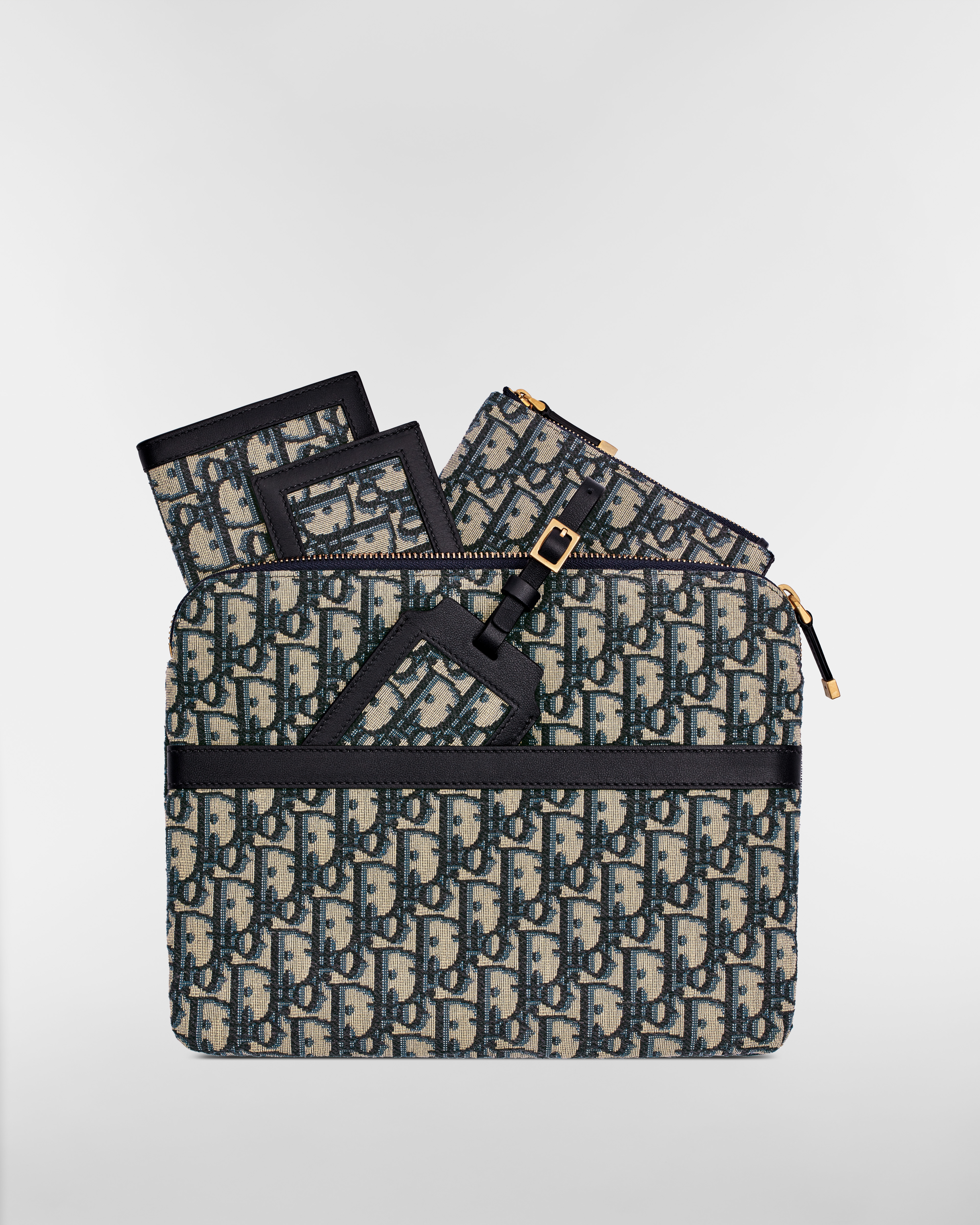 DiorTravel - Travel Kit