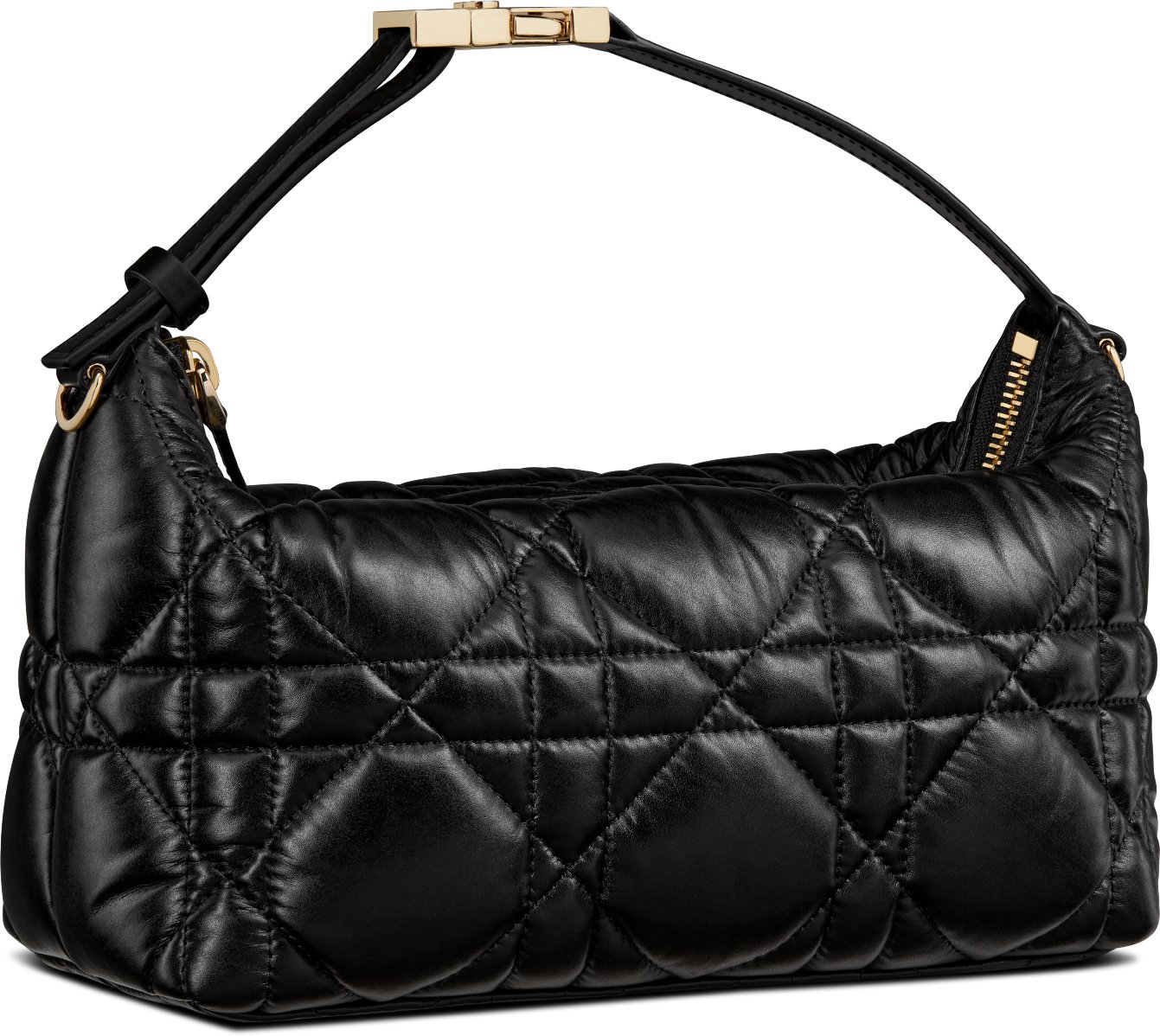 Mittelgroße DiorTravel Nomad Pouch aria_threeQuarterClosedView