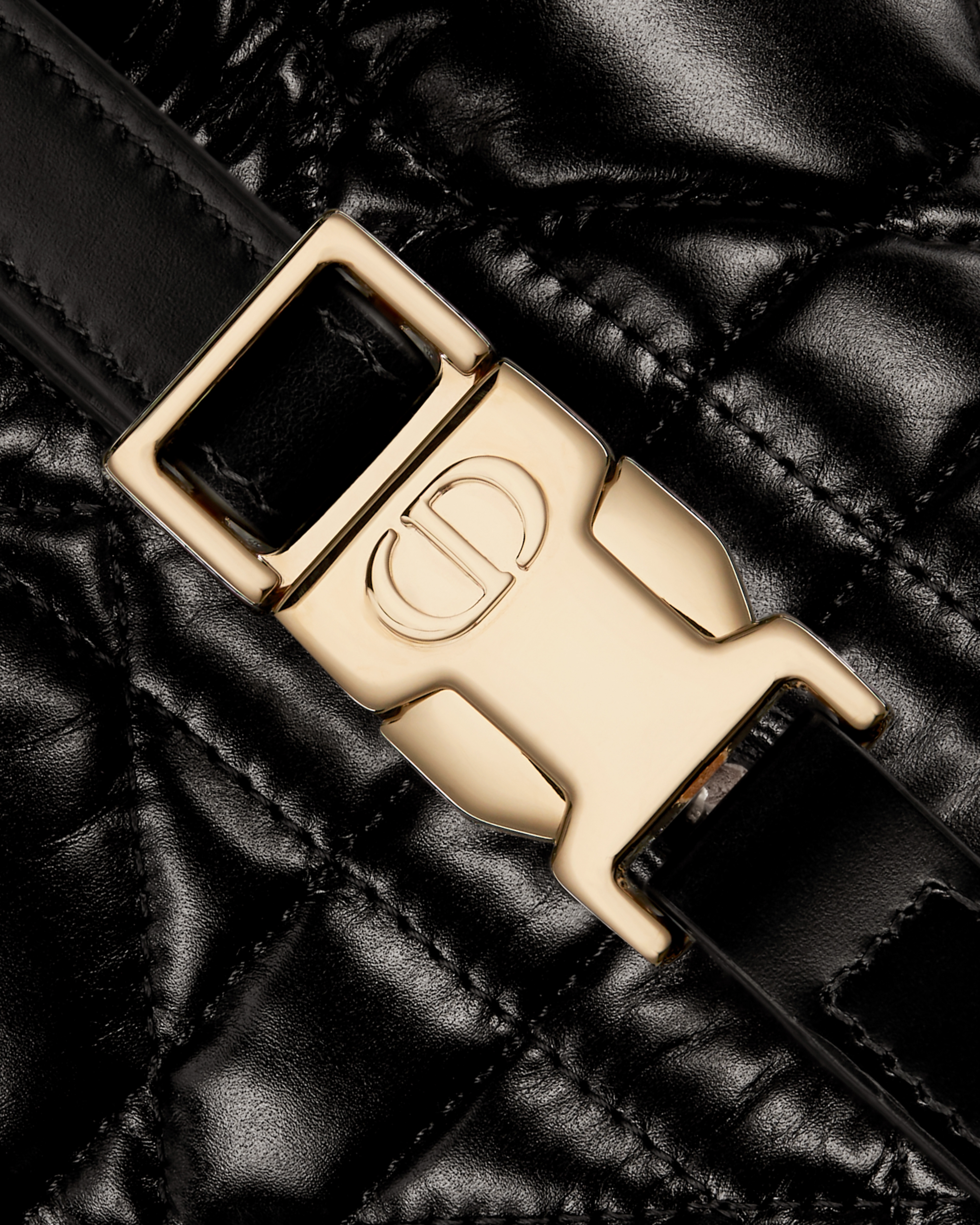 Medium DiorTravel Nomad Pouch Black Macrocannage Calfskin E09