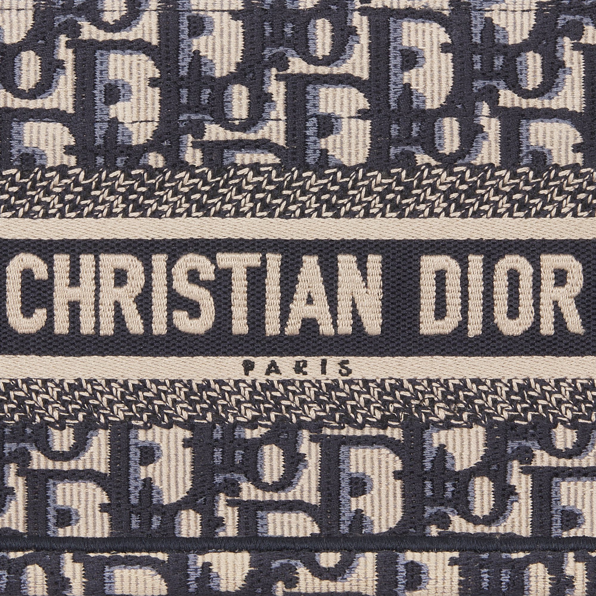 Mini dior book tote blue dior oblique embroidery 21 5 x 13 x 7 5 cm