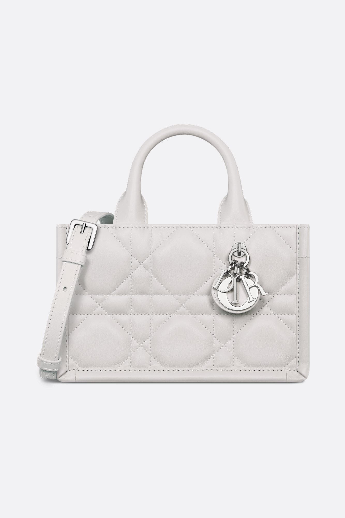 DIOR | ウィメンズ 財布&革小物 | ディオール公式オンライン DIOR | ウィメンズ 財布&革小物 | ディオール公式オンライン