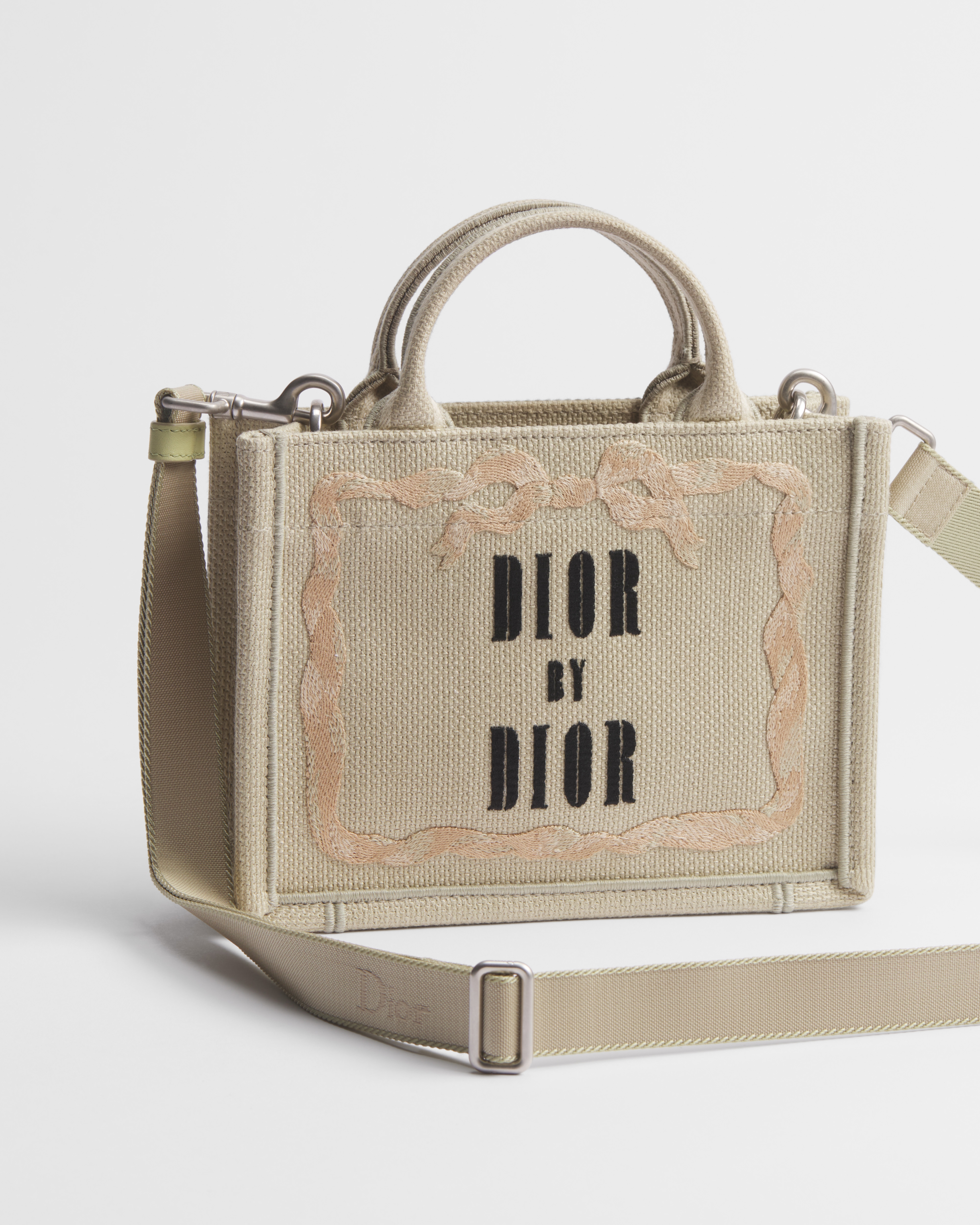 Dior Book Tote mini con bandolera Bordado Book Cover beige, rosa y negro (21 x 16 x 6,5 cm) E03