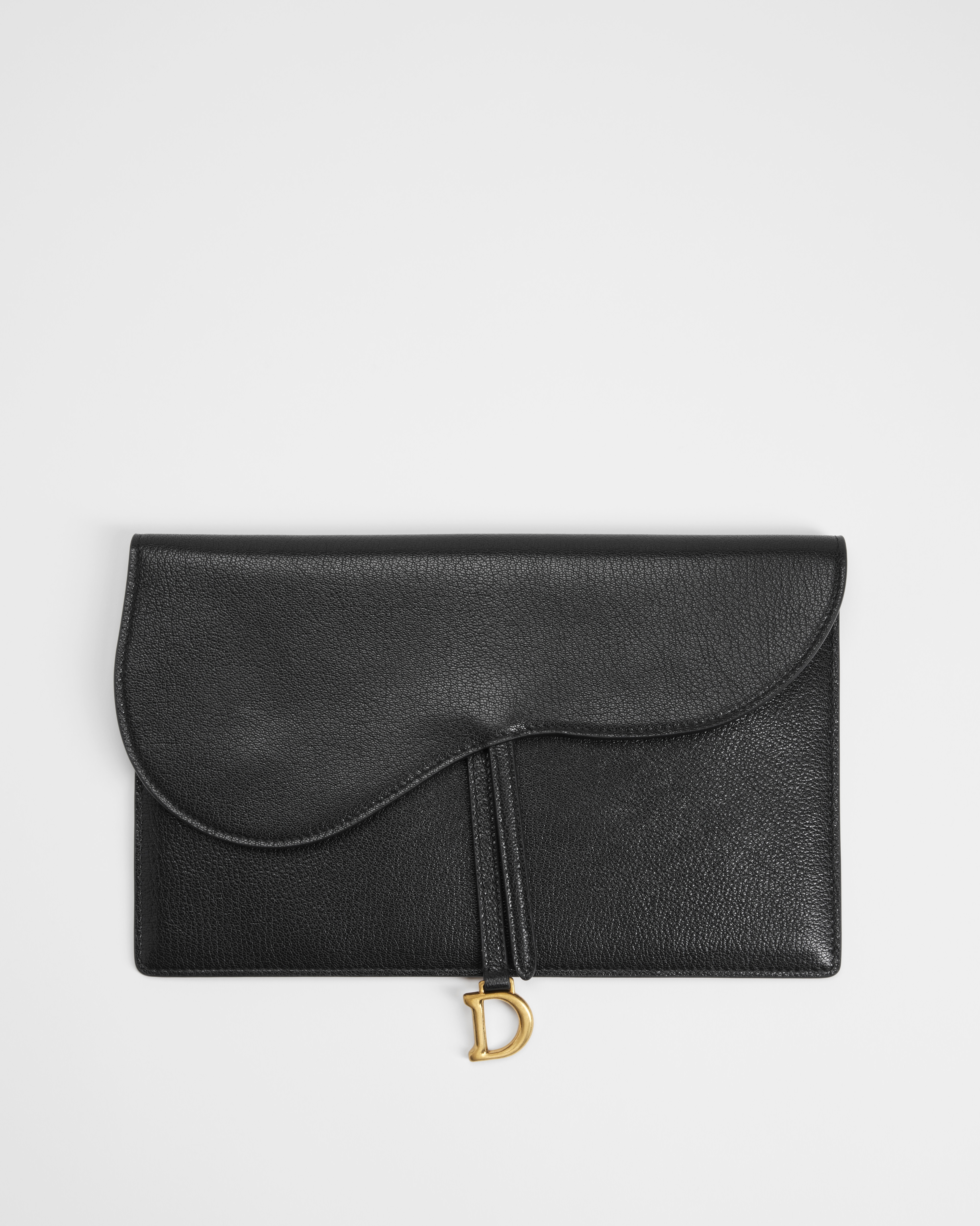 Saddle 파우치 블랙 염소 가죽 E01