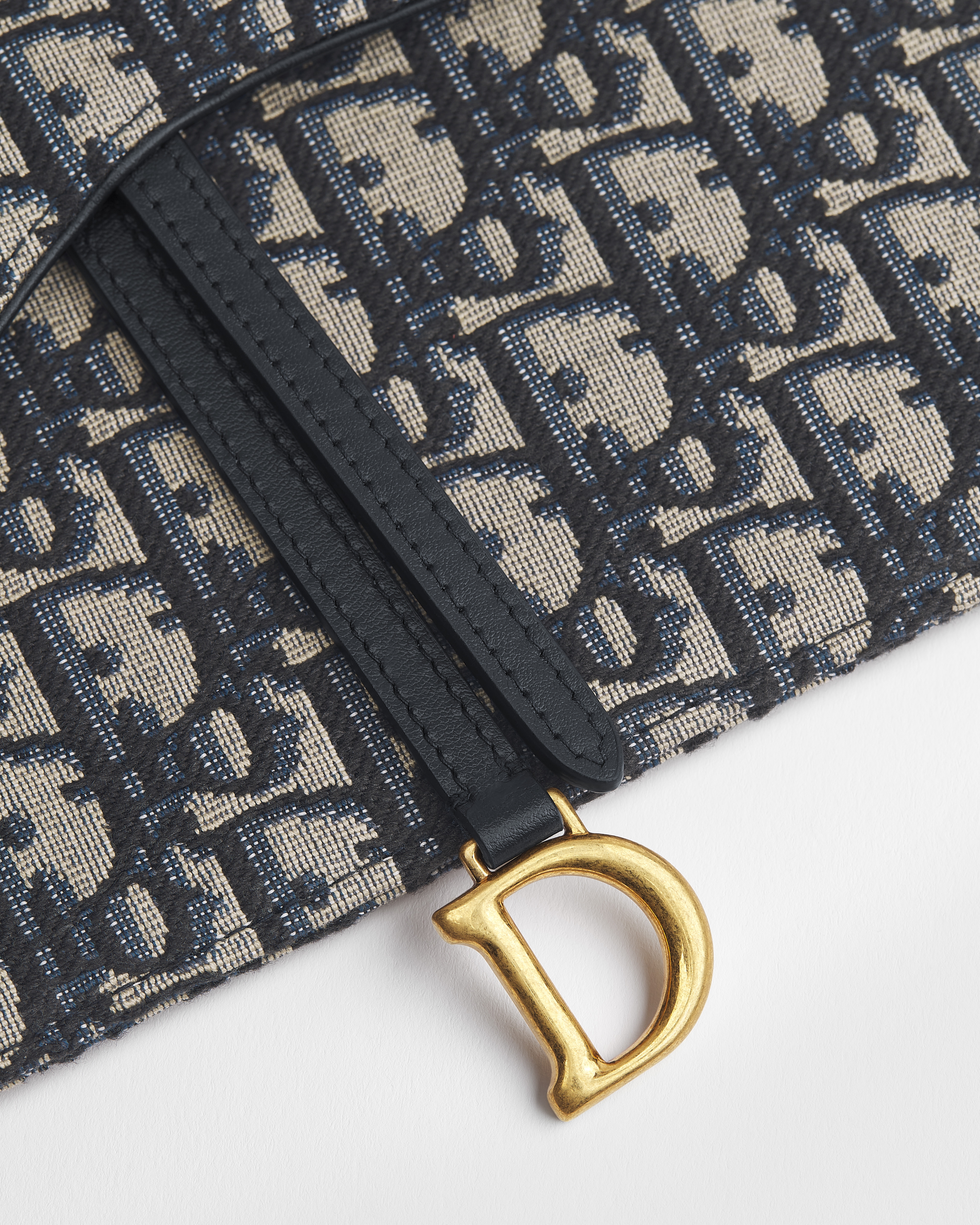 Saddle Pouch Blue Dior Oblique Jacquard E09