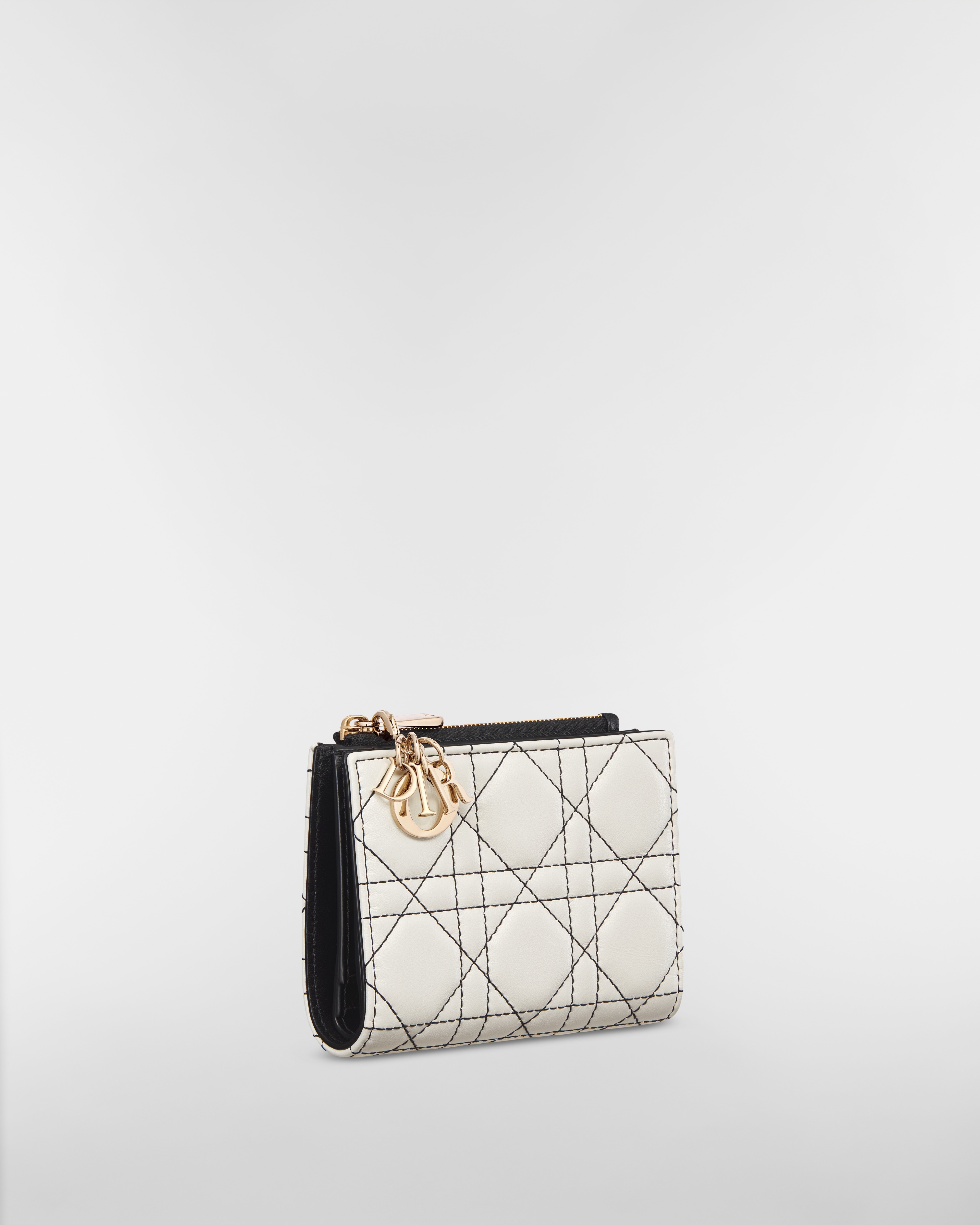 【日本限定】Lady Dior Dahlia ウォレット カナージュ ラムスキン E03