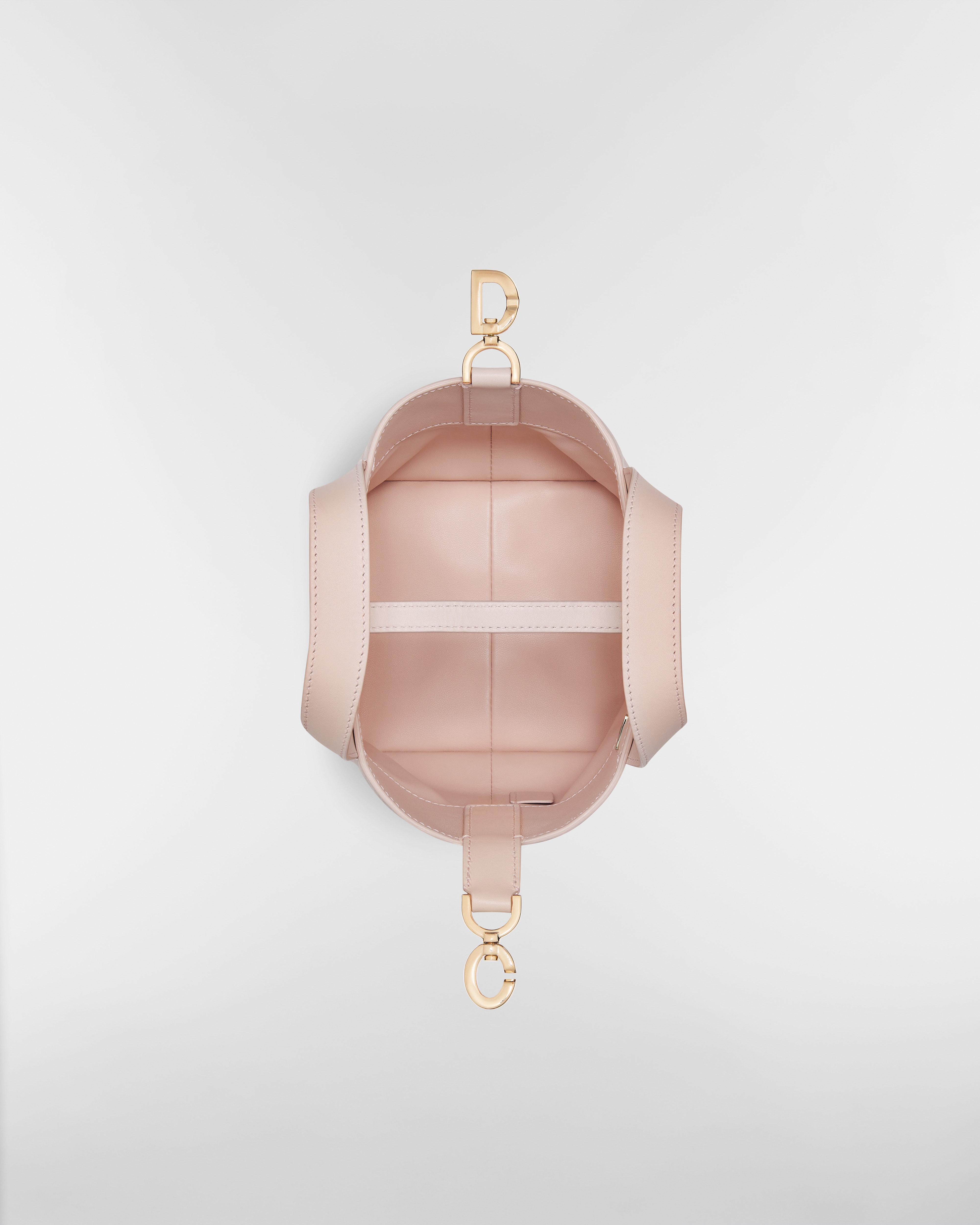 Dior Toujours 直式微型托特包 淡粉色 Macrocannage 大籐格紋小牛皮 E06